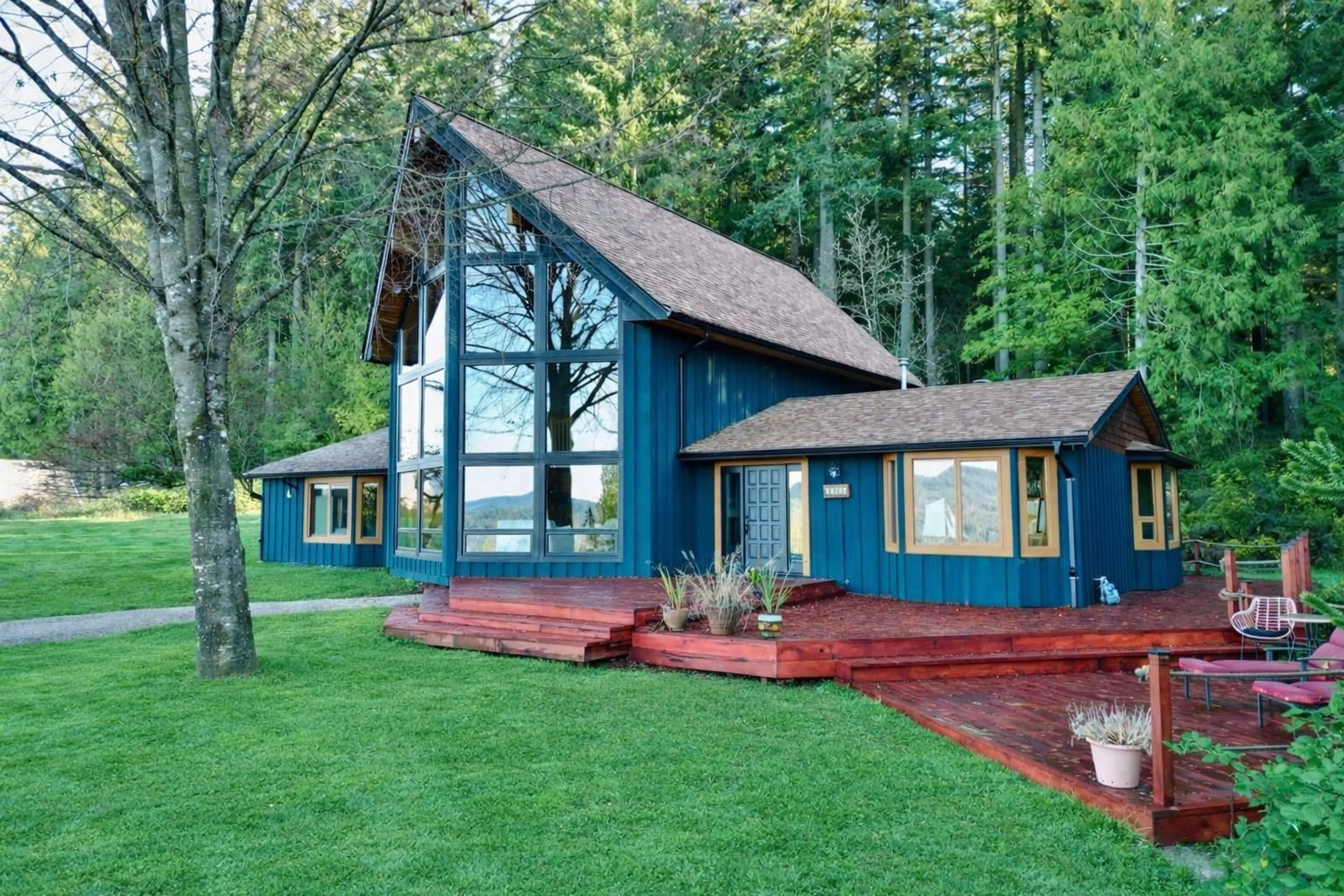 Home with vinyl exterior material, unknown for 11038 GREENWOOD DRIVE, Mission British Columbia V4S1A9