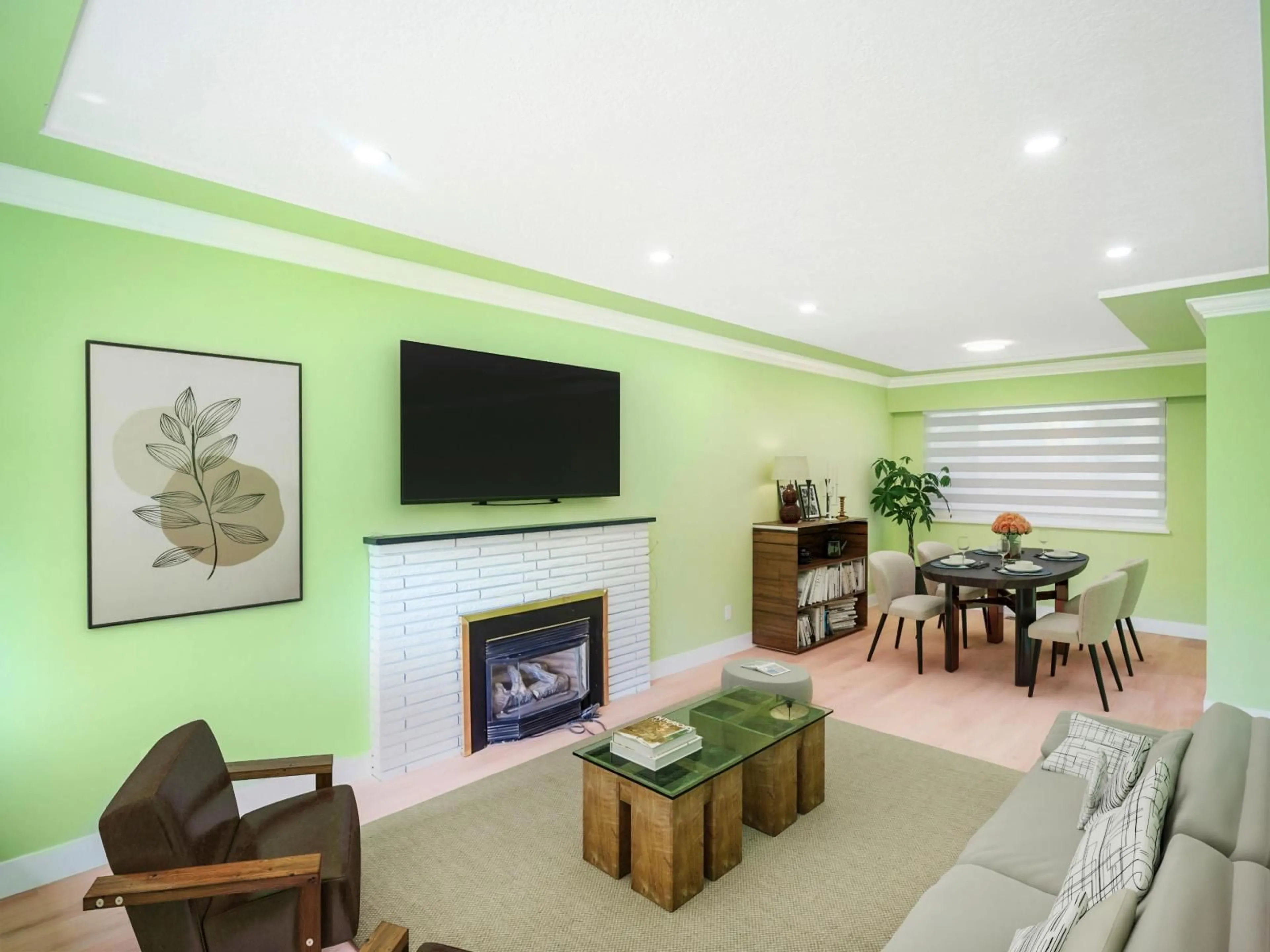 Living room with furniture, wood/laminate floor for 14935 KEW DRIVE, Surrey British Columbia V3R4Y1