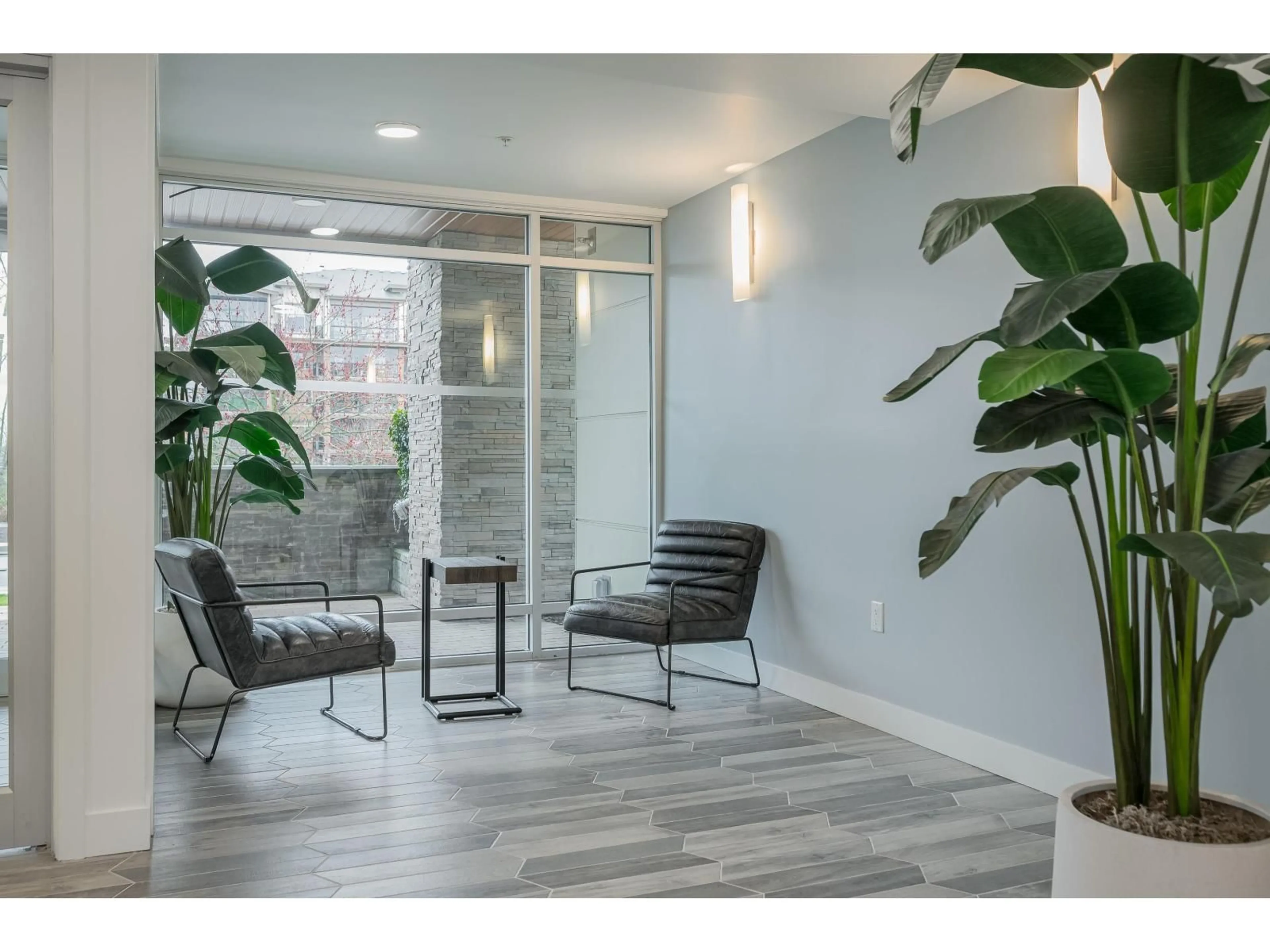 Indoor foyer for 313 - 7809 209 STREET, Langley British Columbia V2Y3N6