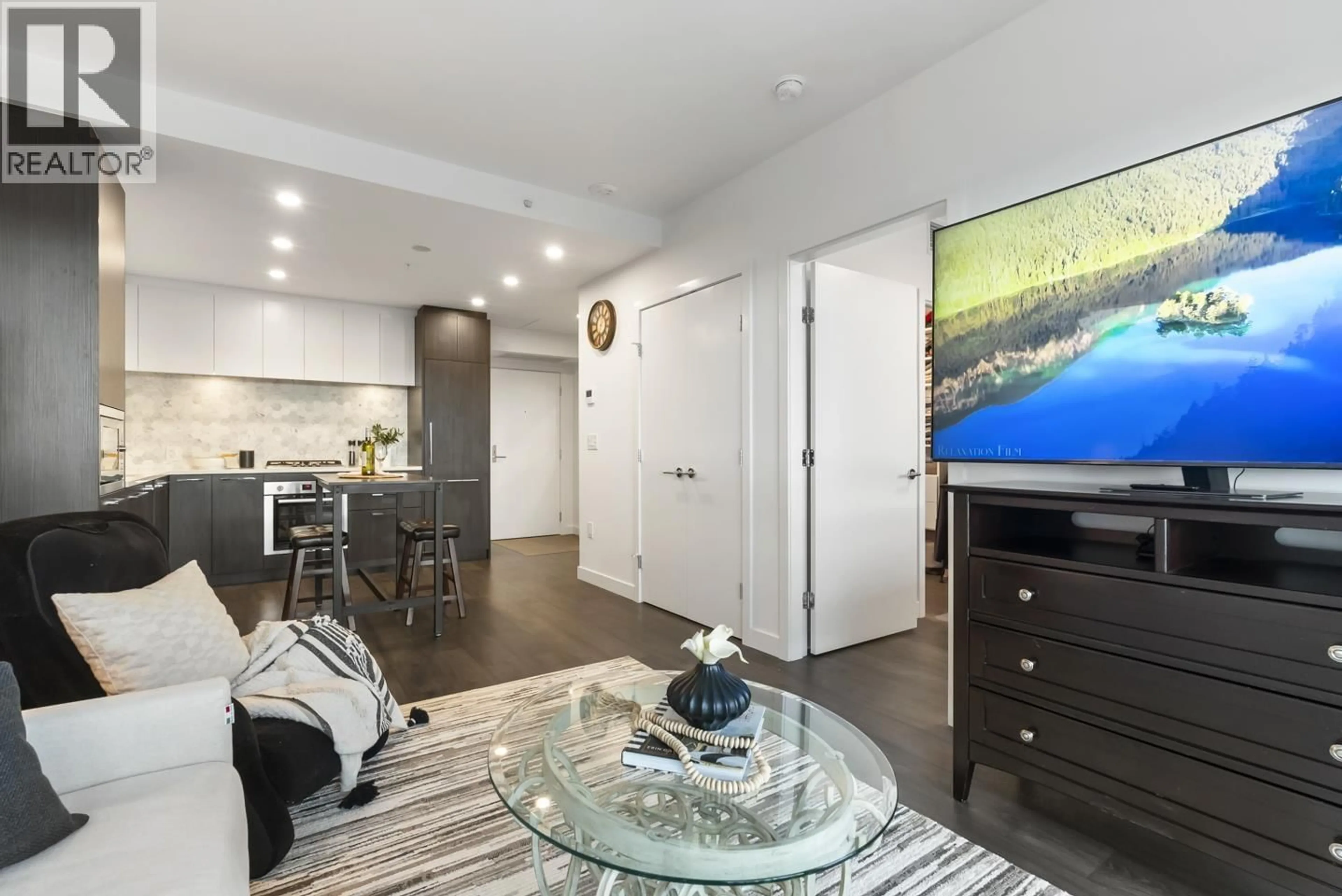 Unknown for 2504 - 2425 ALPHA AVENUE, Burnaby British Columbia V5C0N6