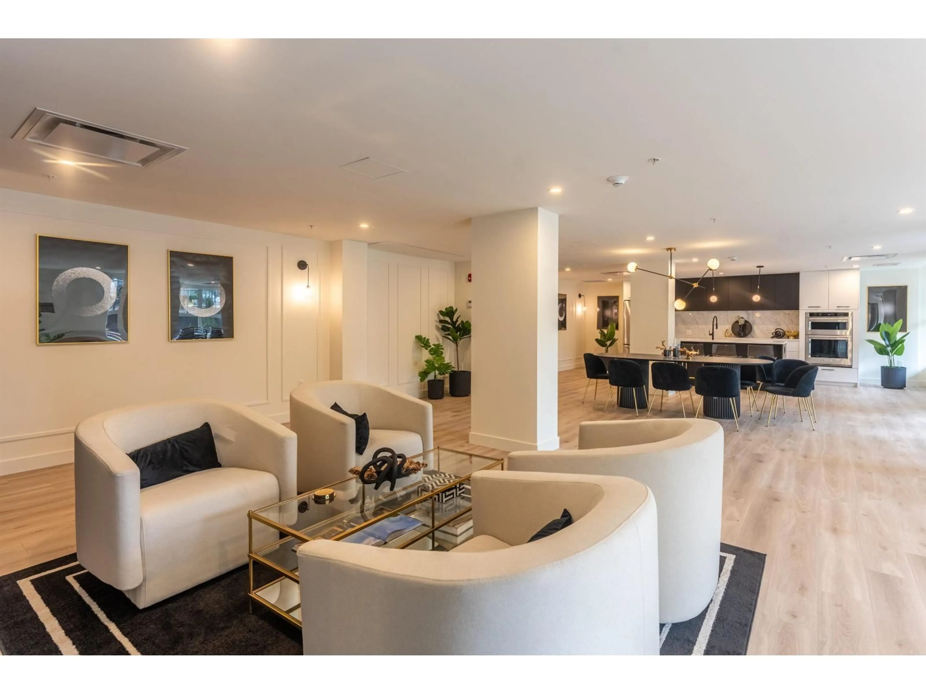 Unknown for 227 - 2635 KING GEORGE BOULEVARD, Surrey British Columbia V4P0H7