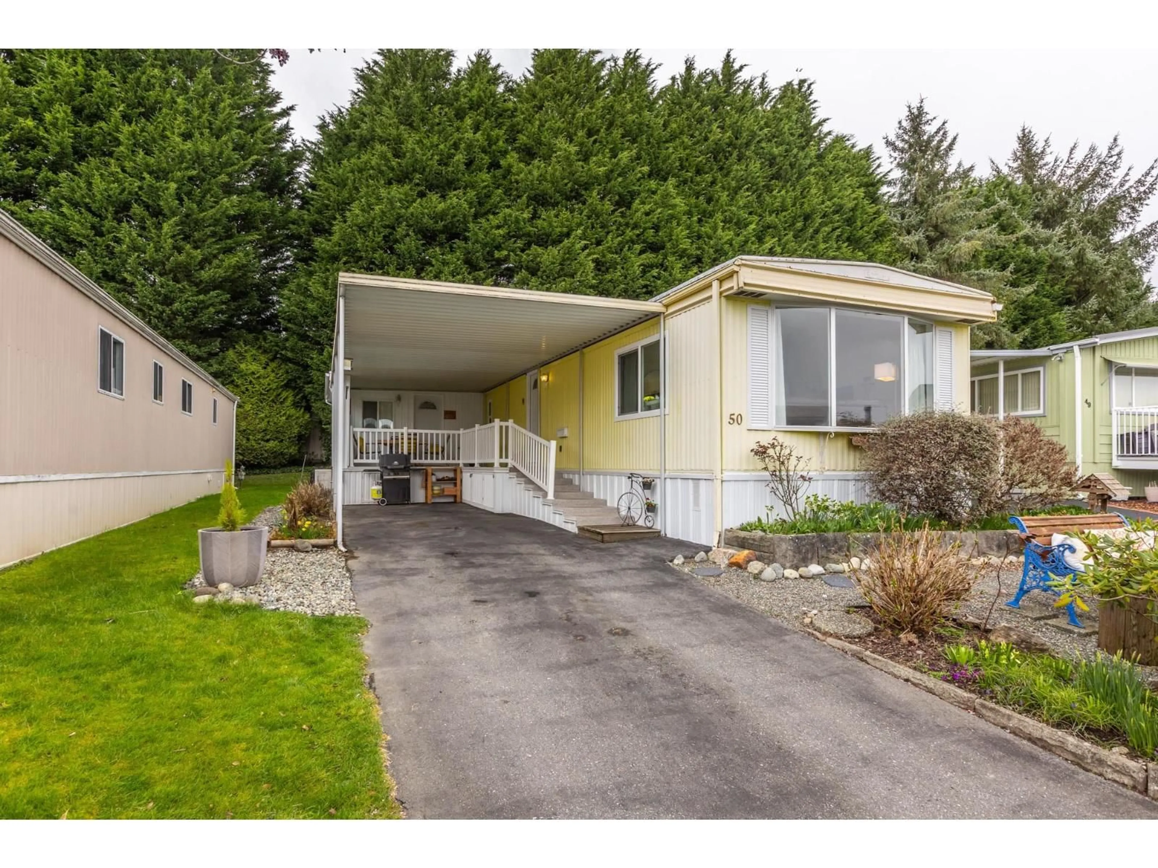 Home with vinyl exterior material, street for 50 - 15875 20 AVENUE, Surrey British Columbia V4A2B1