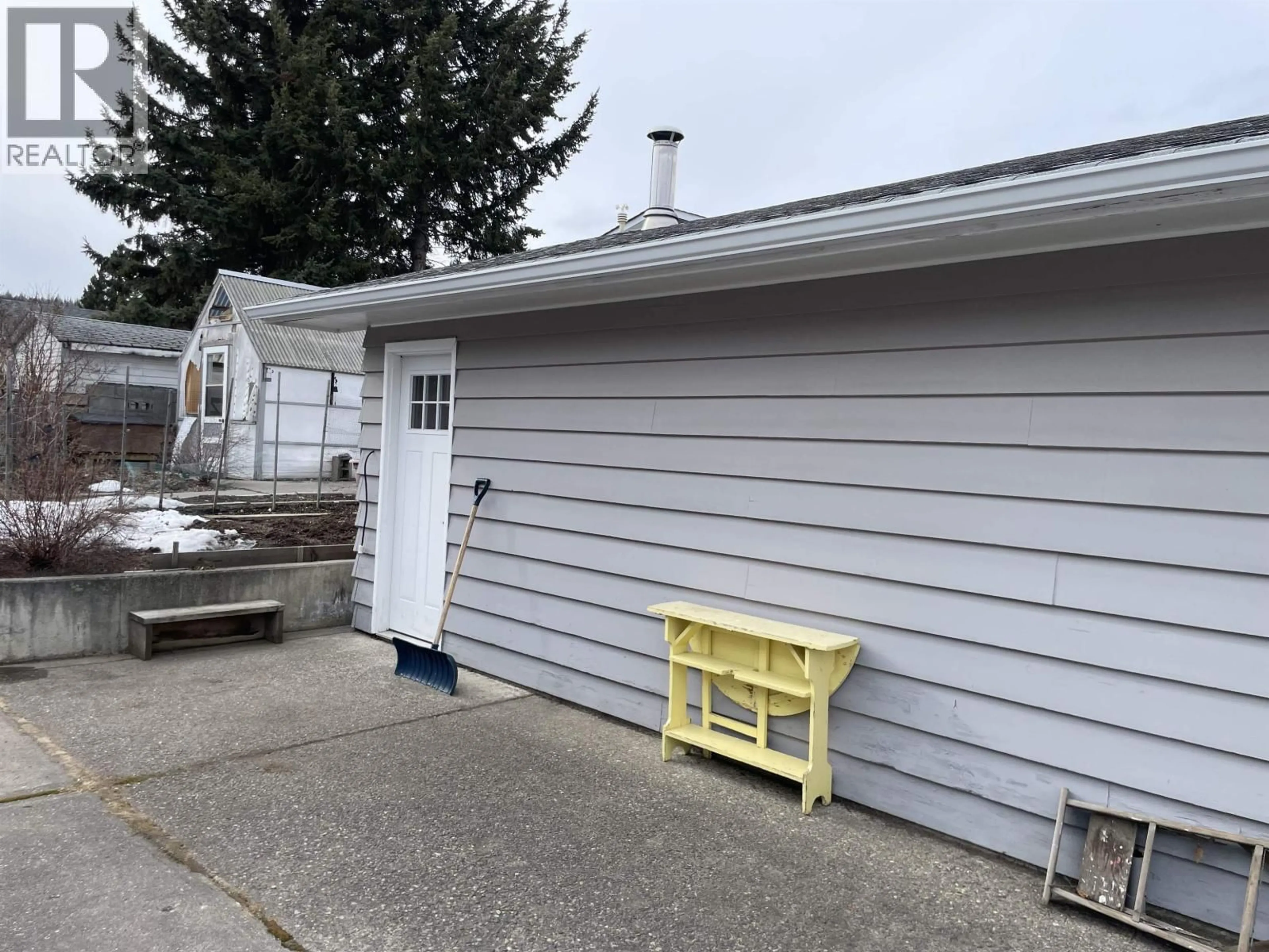 Unknown for 2498 DEVONSHIRE CRESCENT, Prince George British Columbia V2N1C8