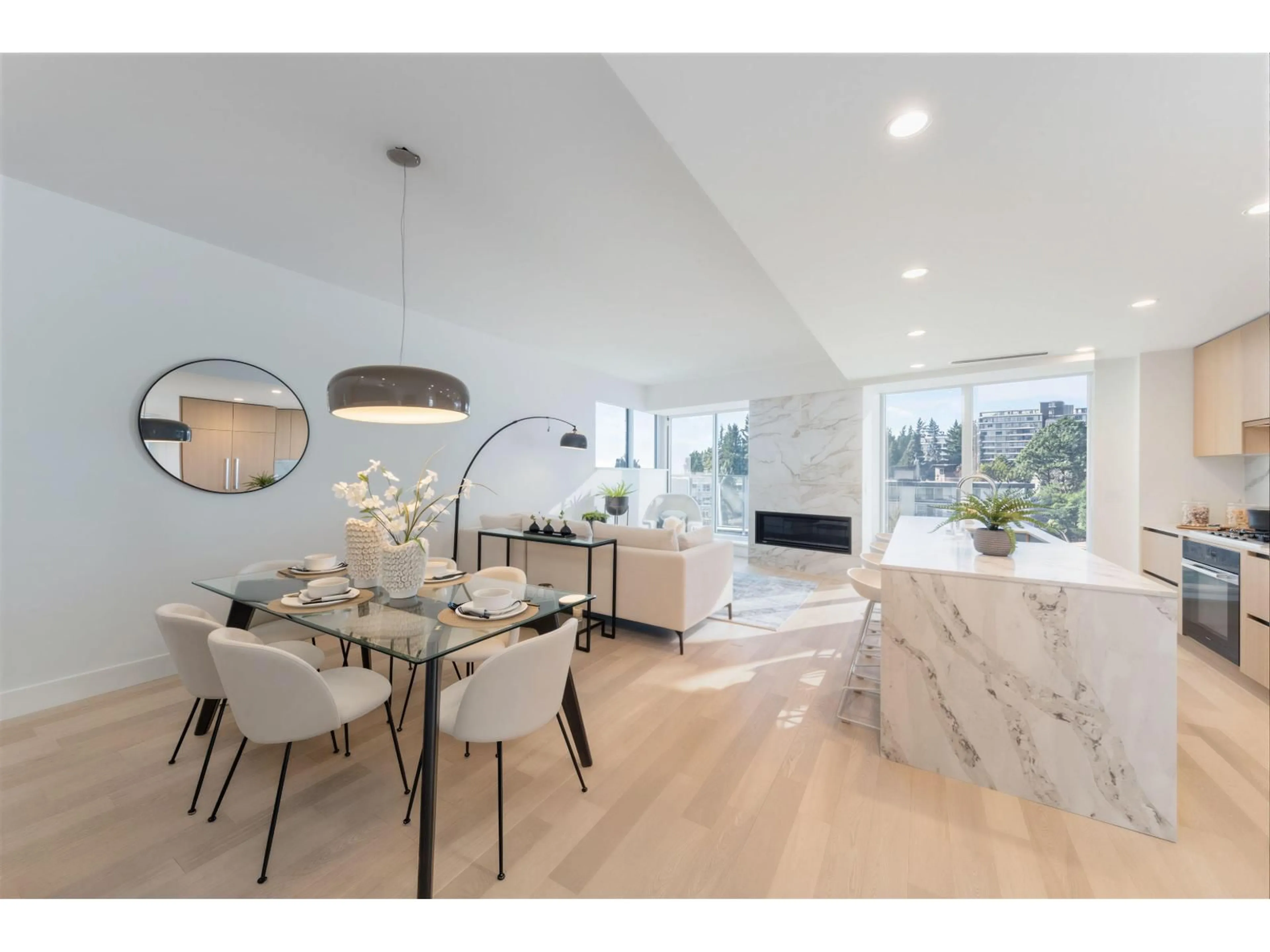 Open concept kitchen, unknown for 201 - 1475 FOSTER STREET, Surrey British Columbia V4B3W7