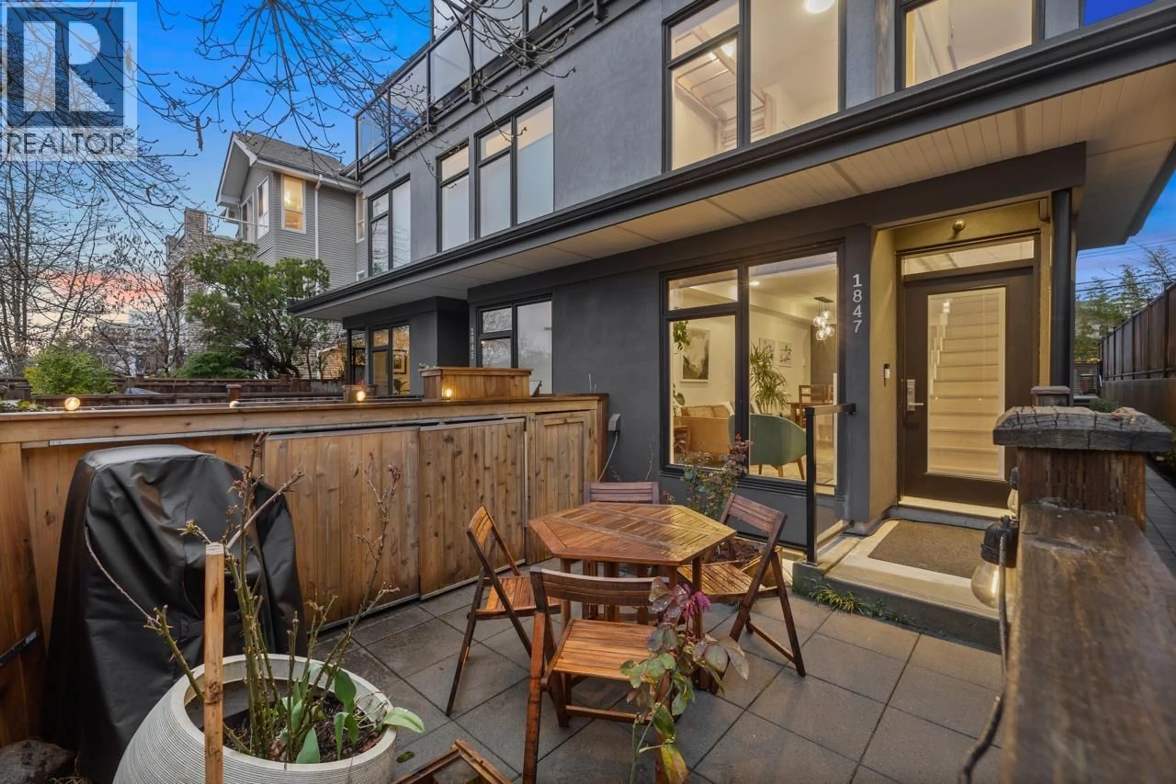 Patio, street for 1847 ADANAC STREET, Vancouver British Columbia V5L2E1