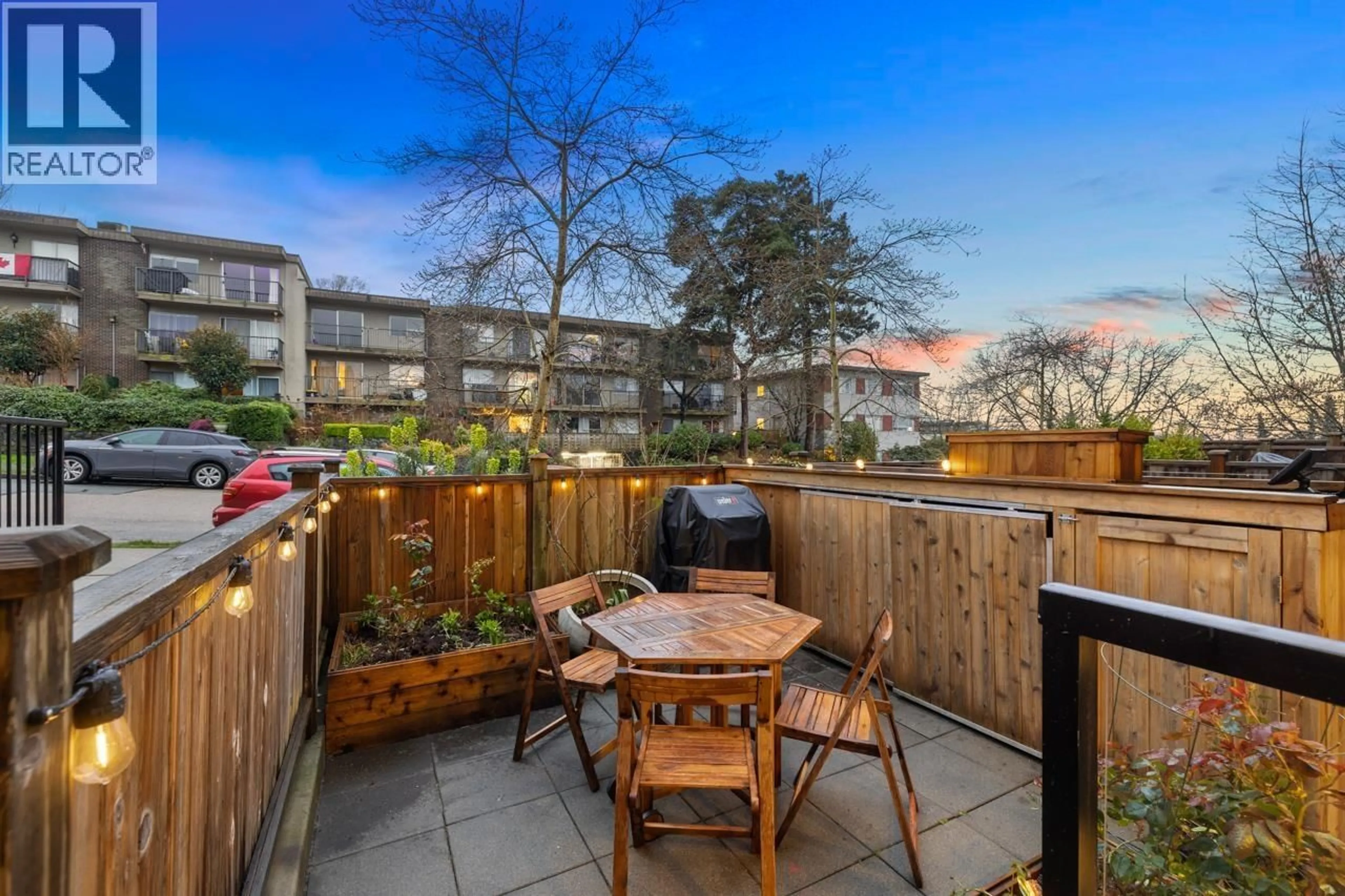 Patio, street for 1847 ADANAC STREET, Vancouver British Columbia V5L2E1