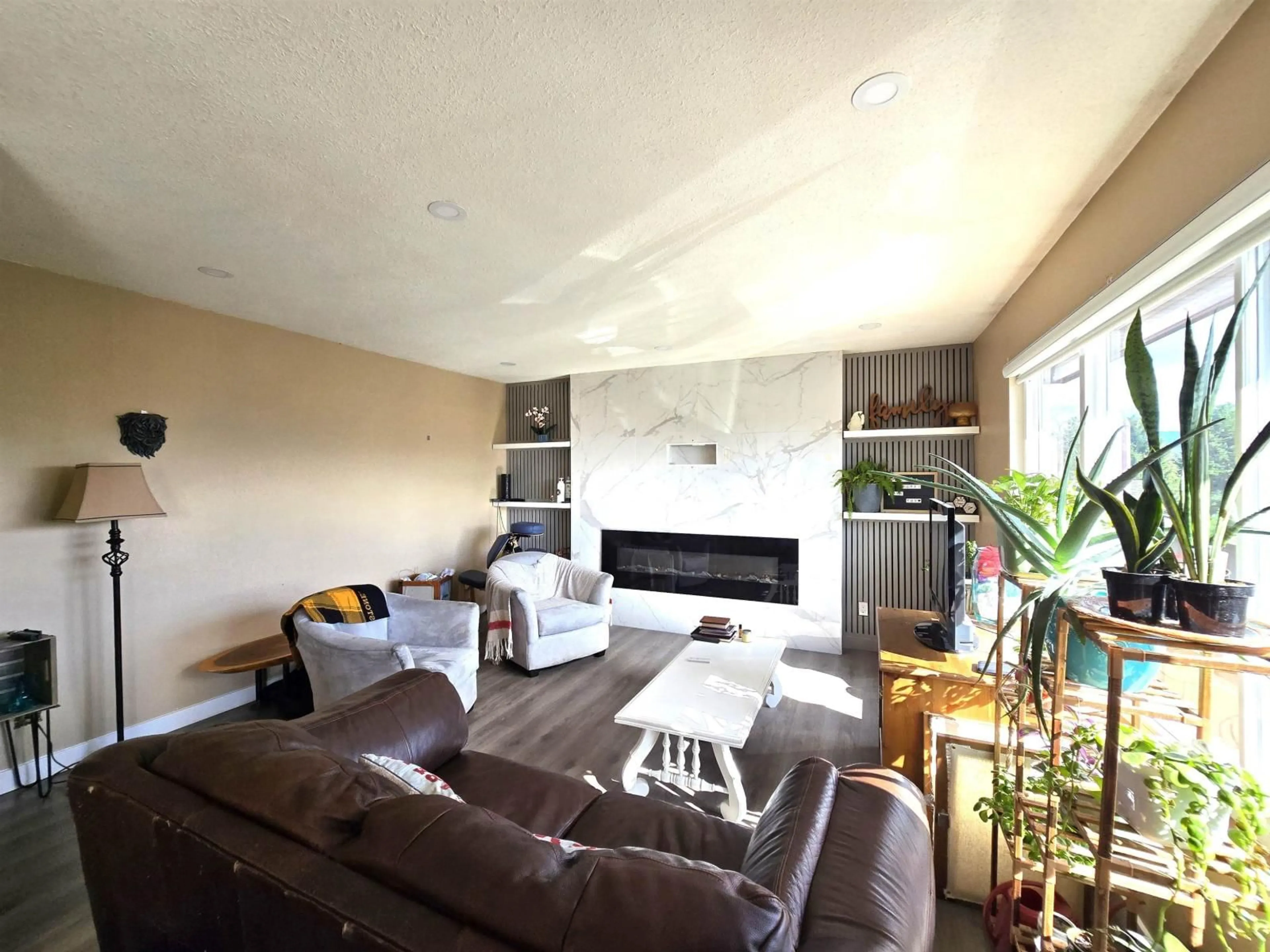 Living room with furniture, unknown for 35361 ROCKWELL DRIVE, Abbotsford British Columbia V3G2C9