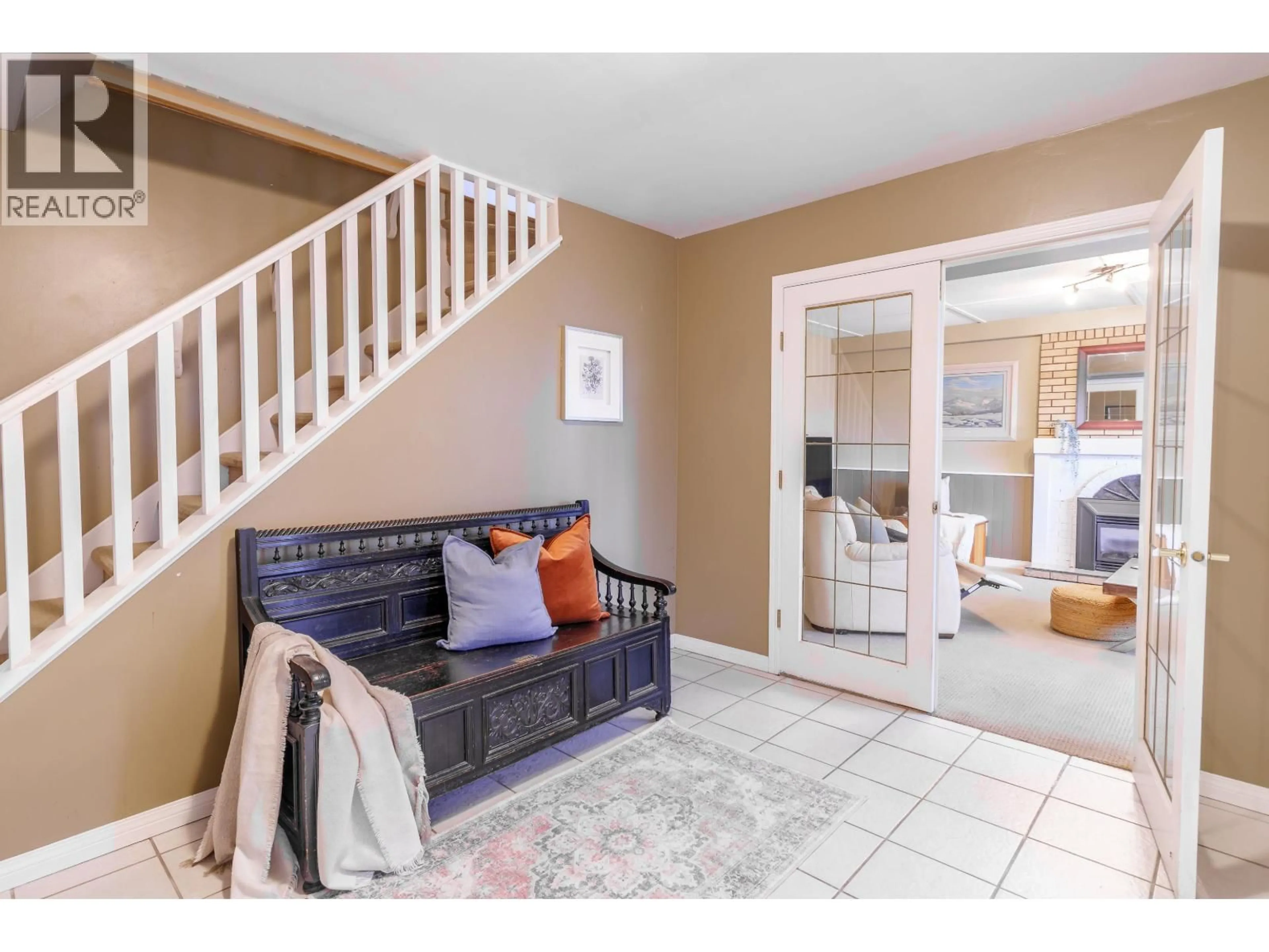 Indoor entryway for 3361 VIEWMOUNT PLACE, Port Moody British Columbia V3H2L6