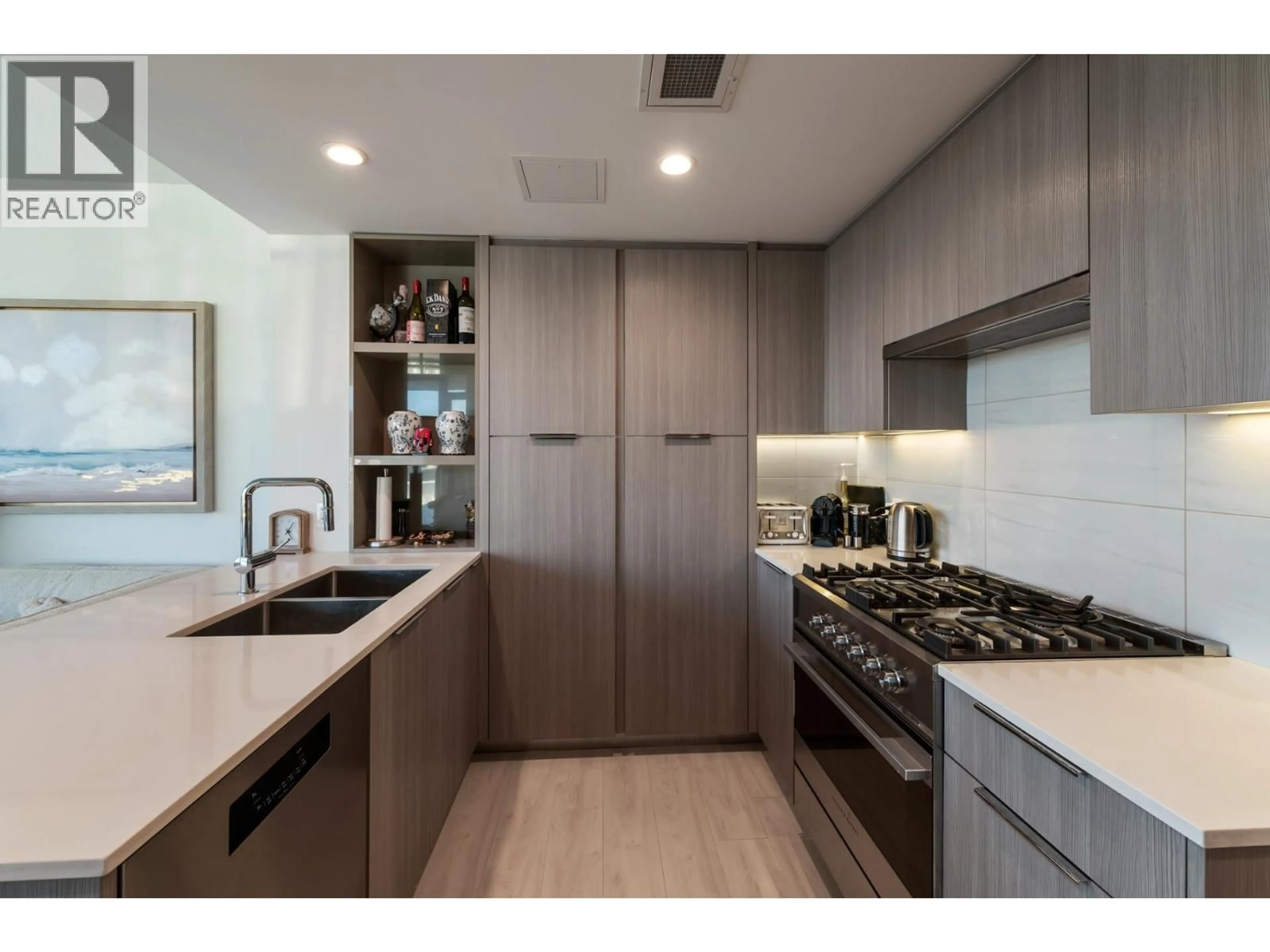 Unknown for 603 - 1471 HUNTER STREET, North Vancouver British Columbia V7J1H3