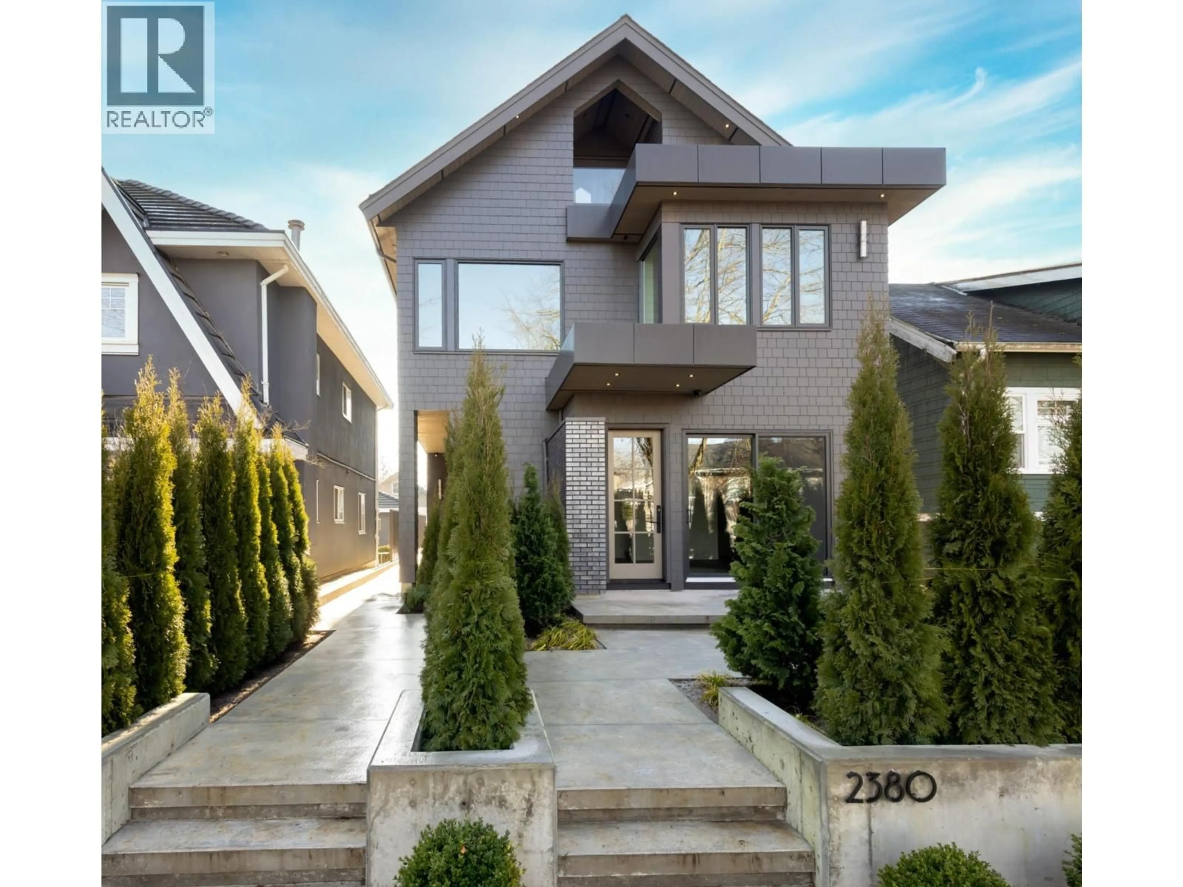 Unknown for 2380 5TH AVENUE, Vancouver British Columbia V5N1N1