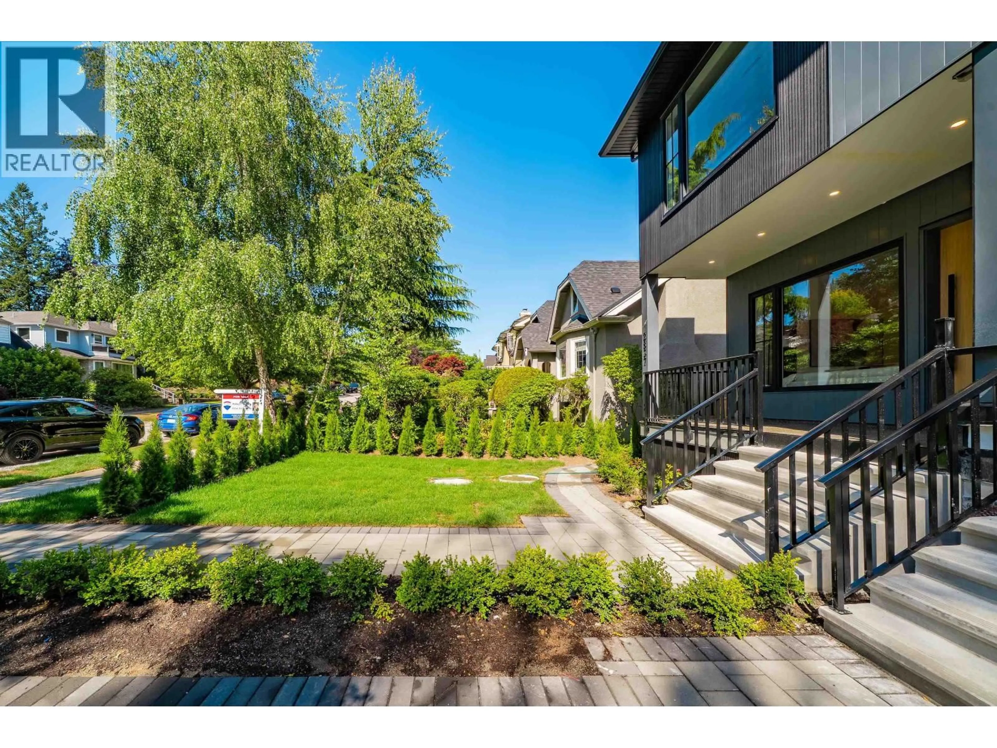 Patio, unknown for 2837 31ST AVENUE, Vancouver British Columbia V6L2A3