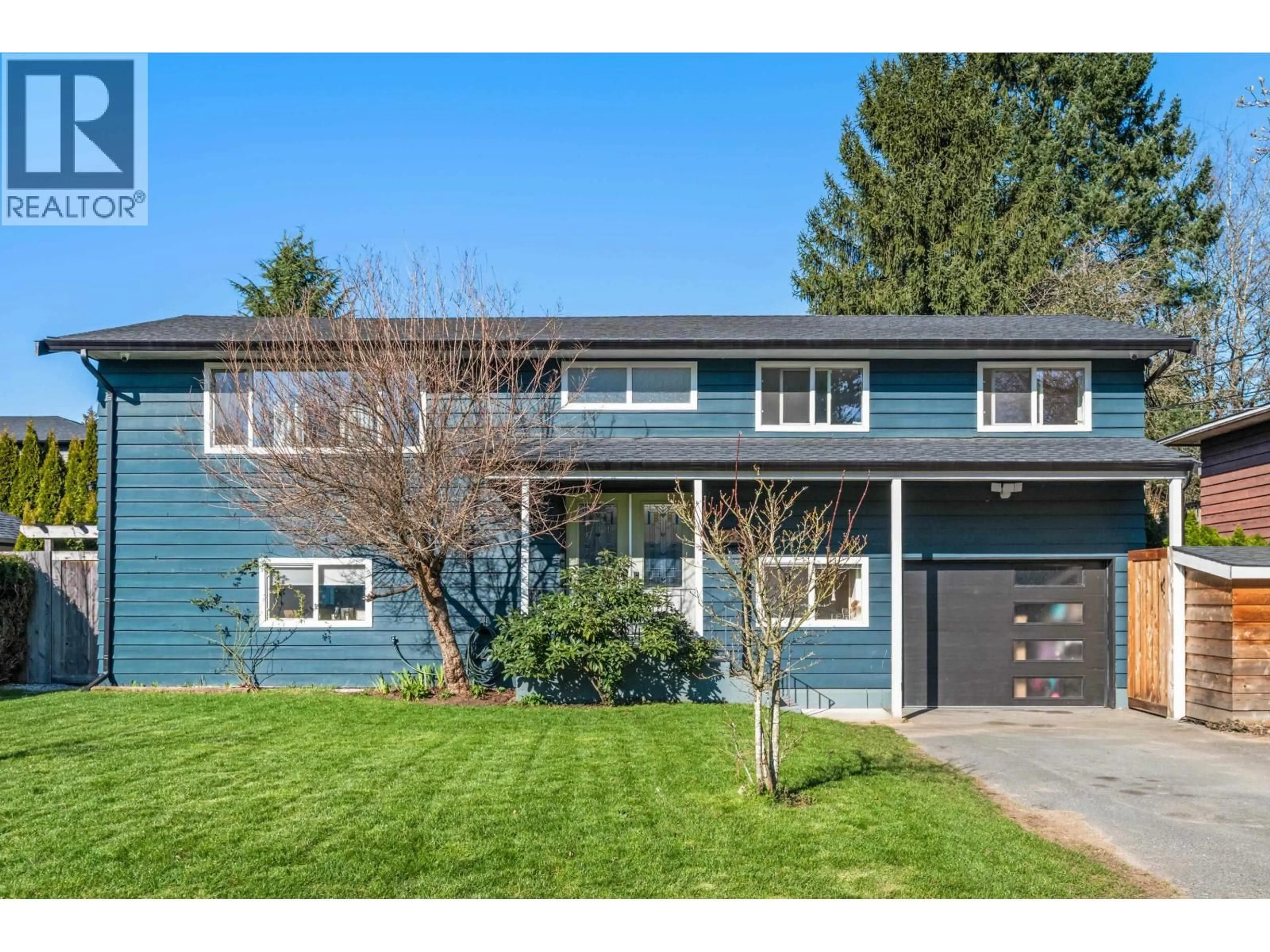 Home with vinyl exterior material, street for 21635 123 AVENUE, Maple Ridge British Columbia V2X4C4