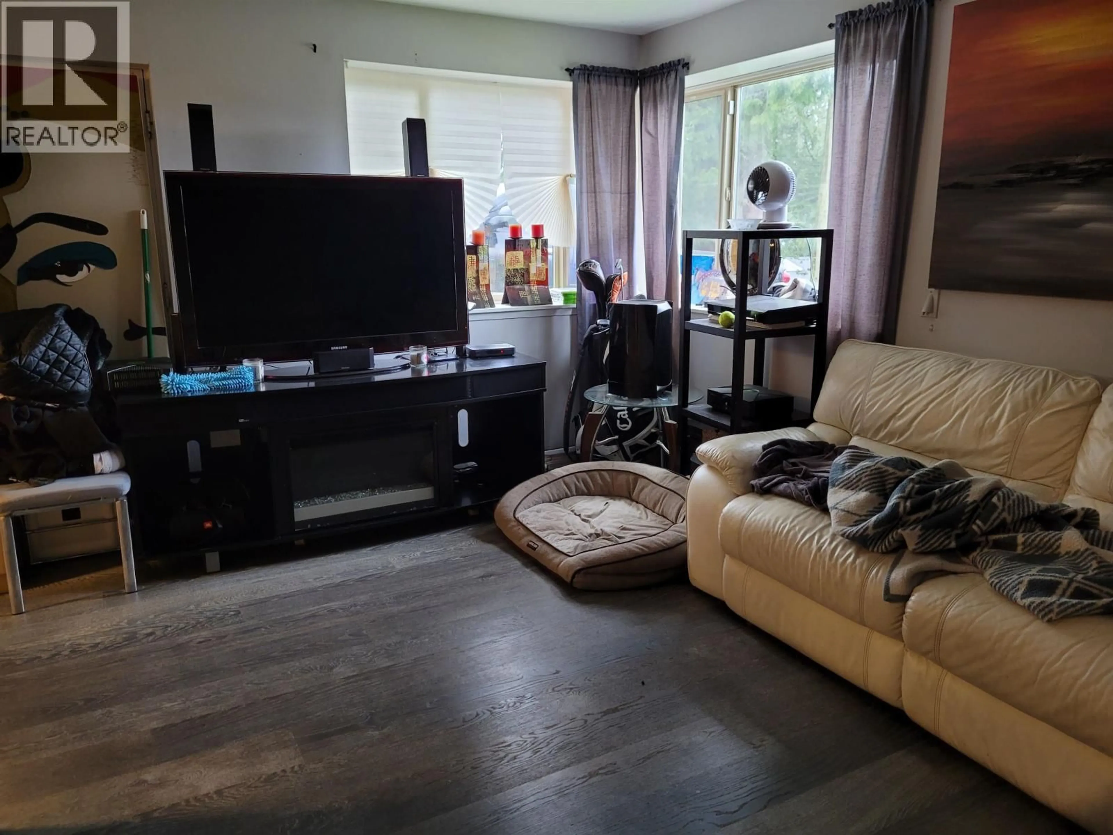 A pic of a room for 7790 ELFORD STREET, Burnaby British Columbia V3N4B7