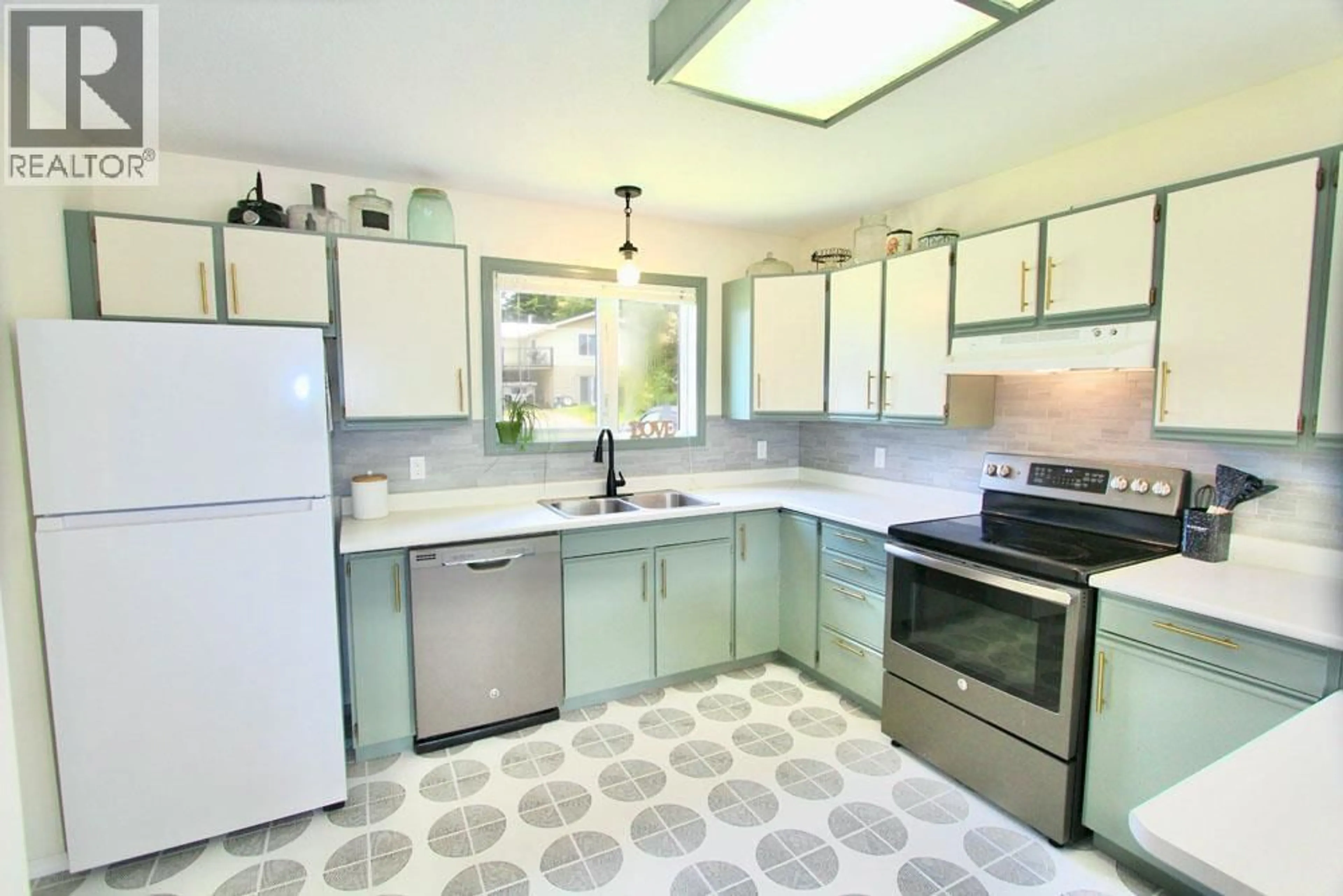 Unknown for 40 YAKOUN STREET, Port Clements British Columbia V0T1R0