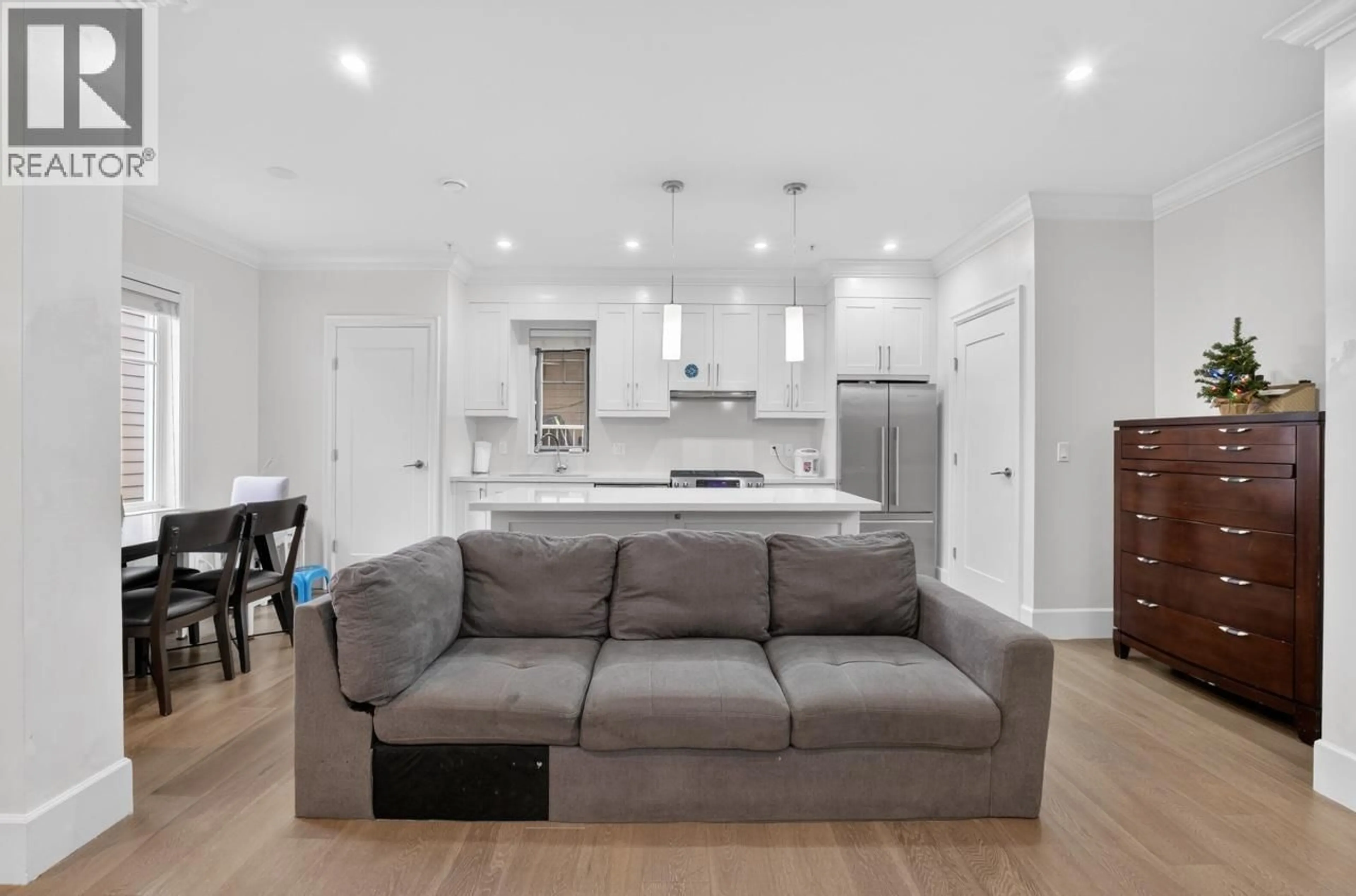 Open concept kitchen, unknown for 5685 KILLARNEY STREET, Vancouver British Columbia V5R3W4