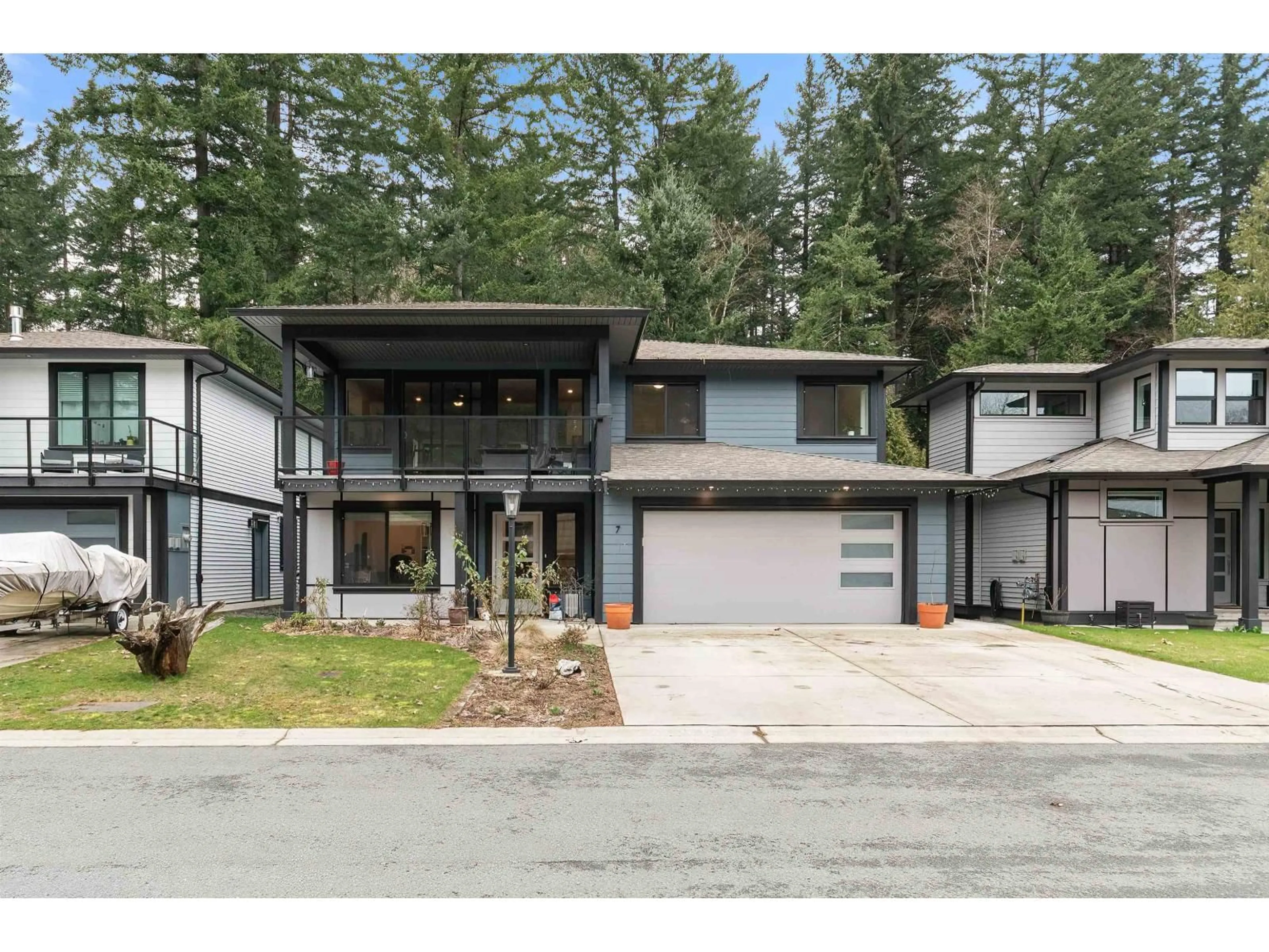 Home with vinyl exterior material, street for 7 - 21196 KETTLE VALLEY ROAD, Hope British Columbia V0X1L1