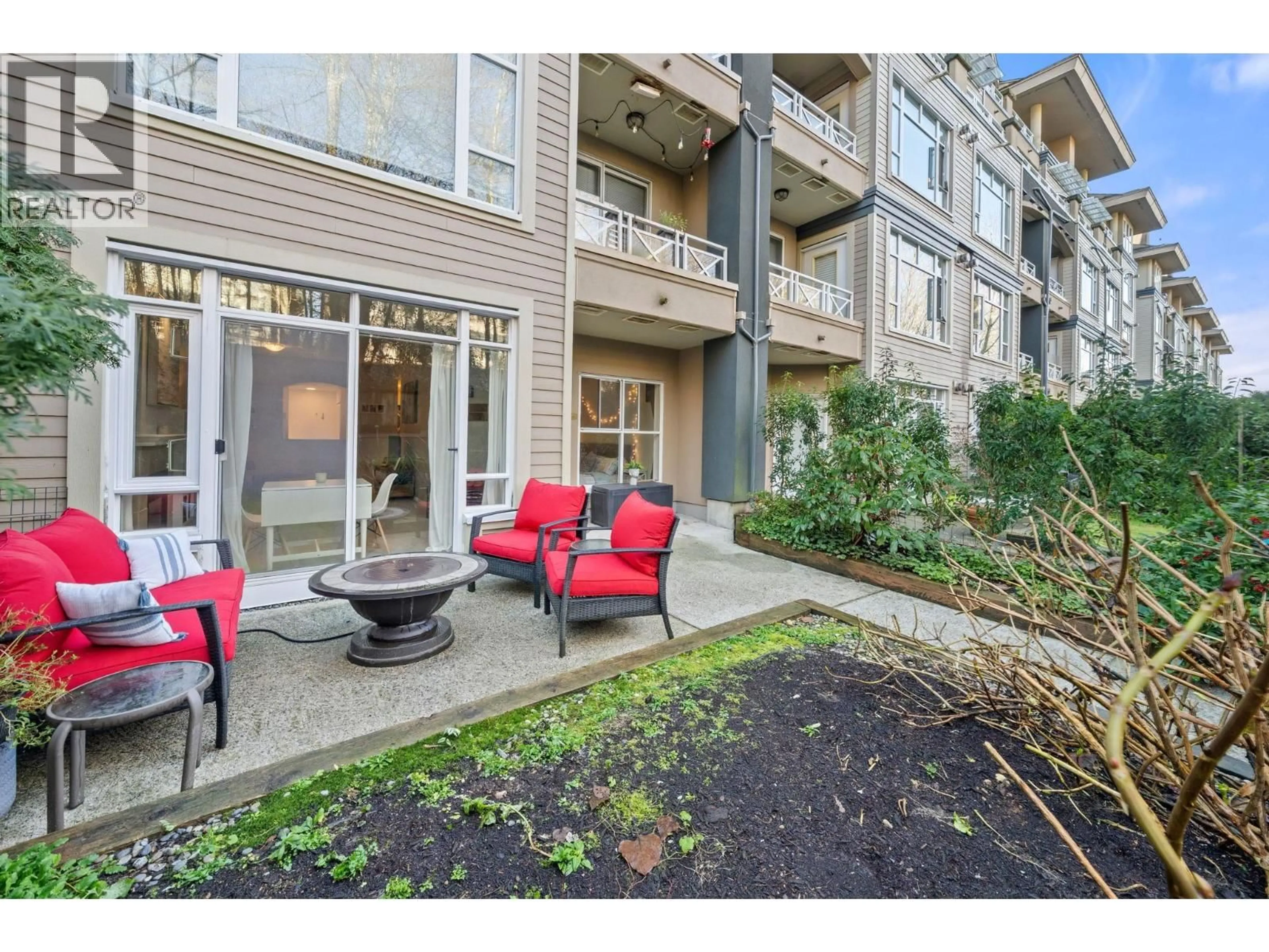 Patio, unknown for 215 - 3600 WINDCREST DRIVE, North Vancouver British Columbia V7G2S5