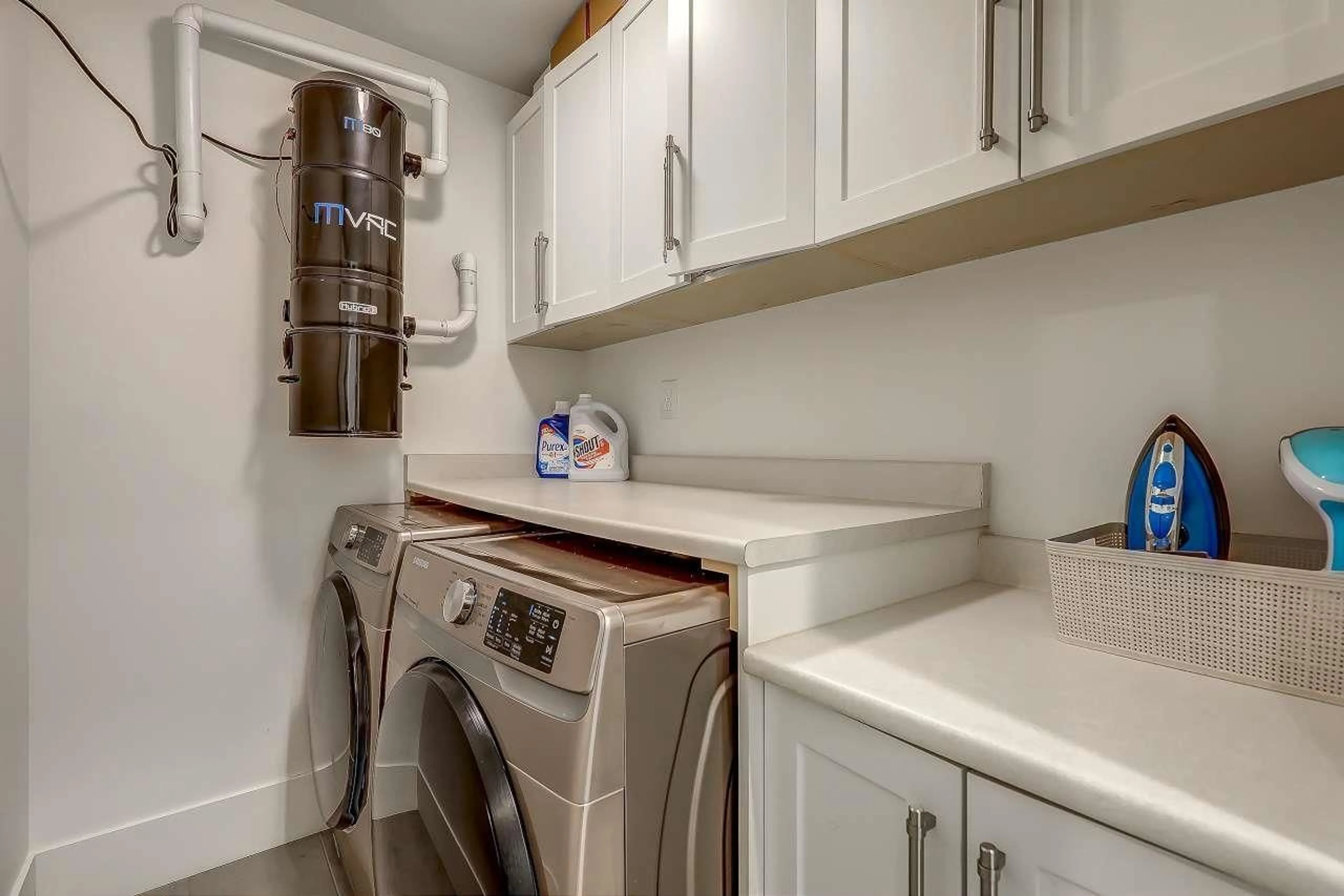 Laundry room for 2525 168 STREET, Surrey British Columbia V3S0A7