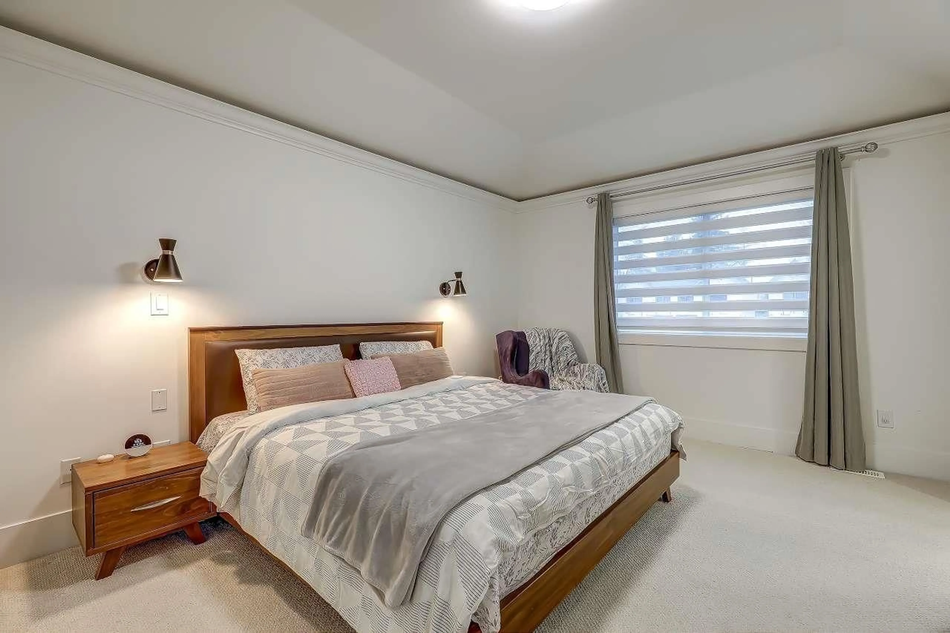 Bedroom with bed, unknown for 2525 168 STREET, Surrey British Columbia V3S0A7