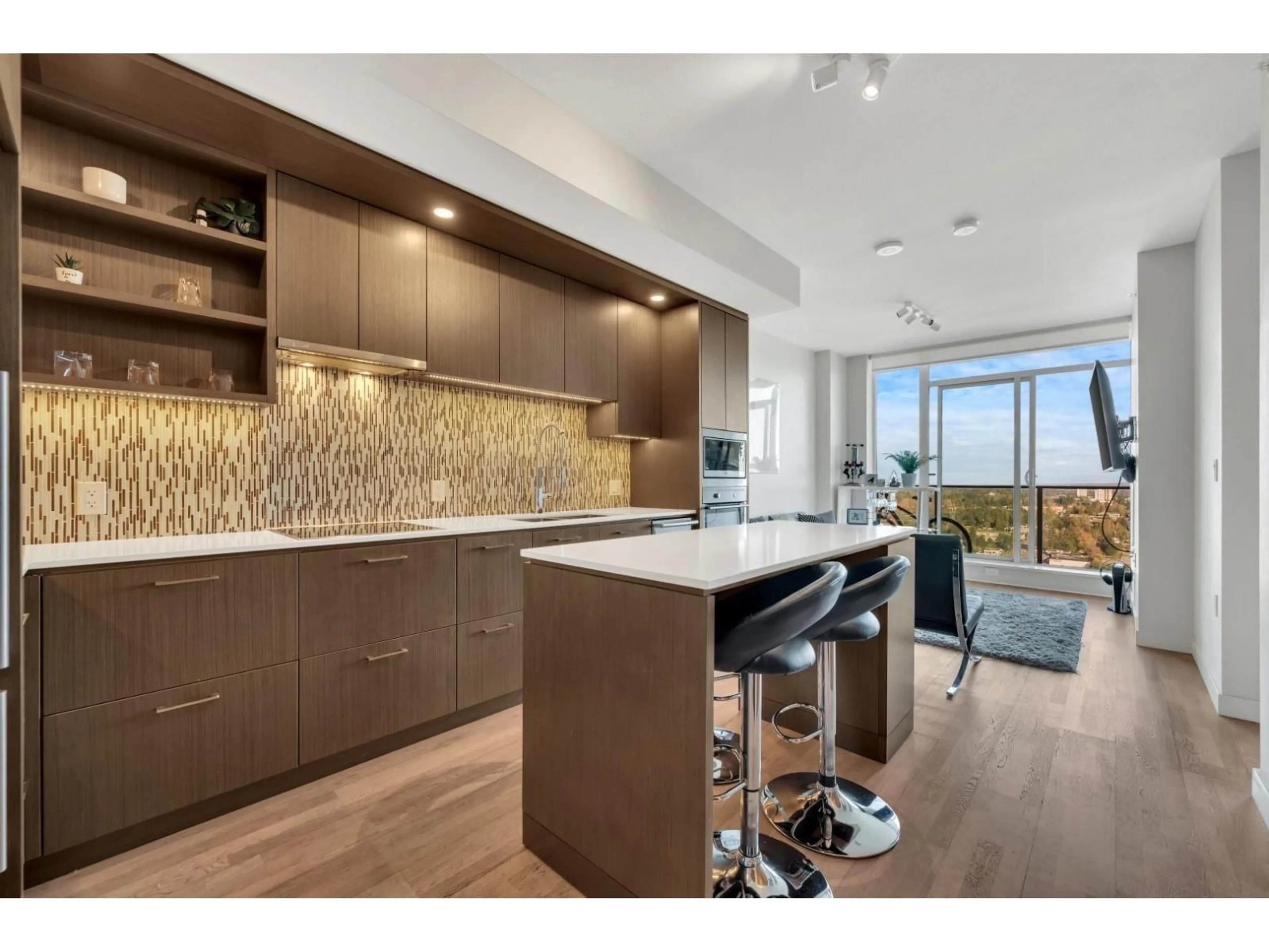 Open concept kitchen, unknown for 3903 - 13495 CENTRAL AVENUE, Surrey British Columbia V3T0K2