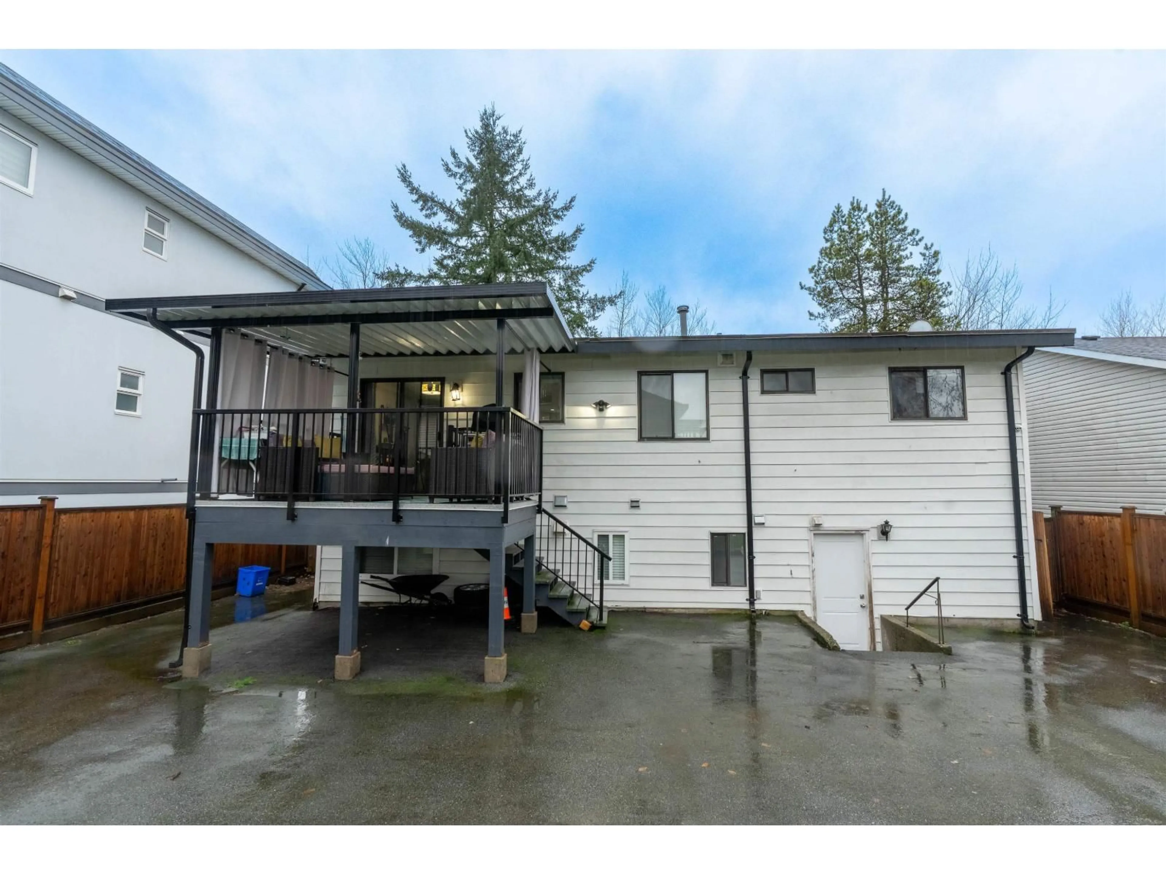 Unknown for 13933 90A AVENUE, Surrey British Columbia V3V6Z7