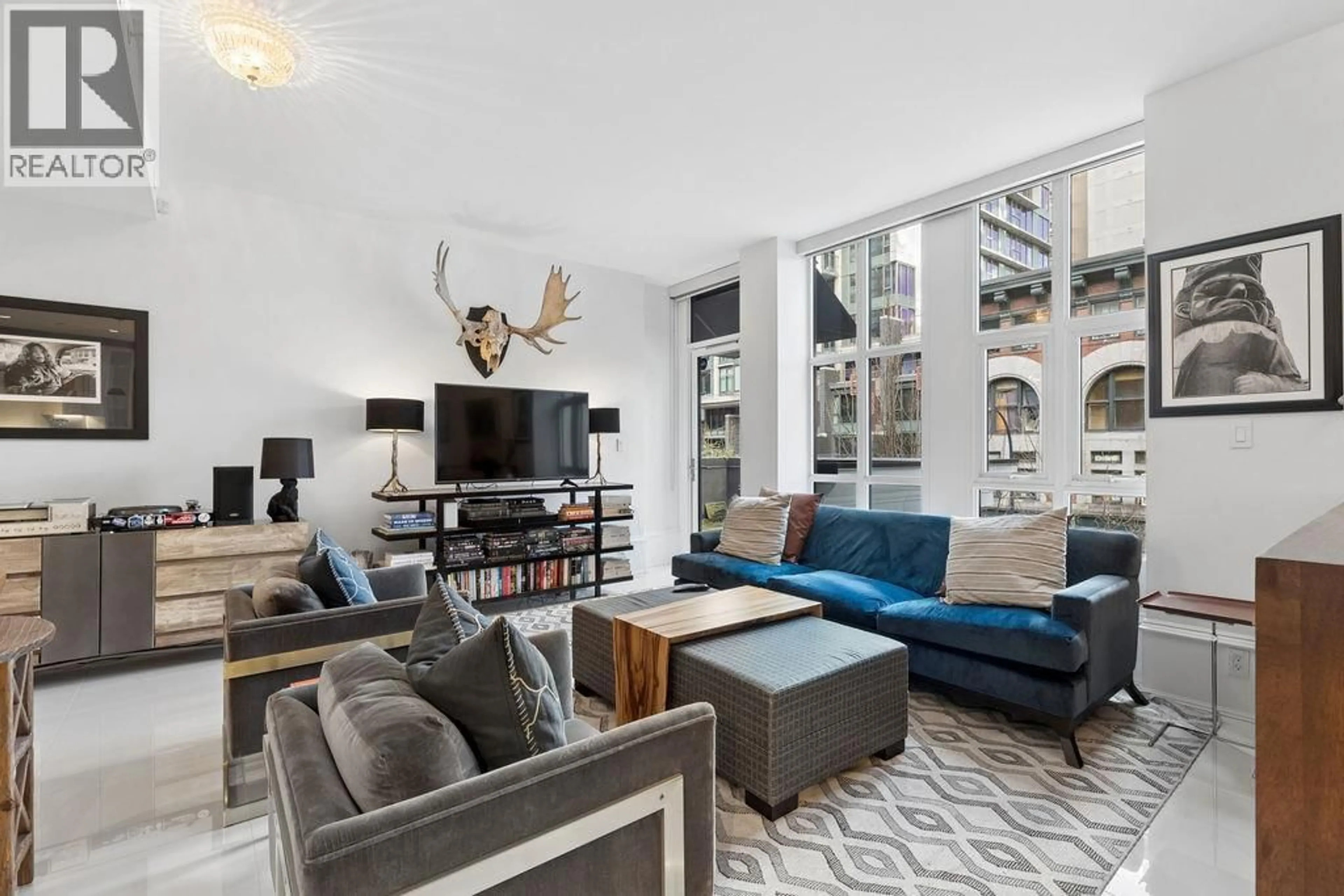 Living room with furniture, unknown for 304 - 1102 HORNBY STREET, Vancouver British Columbia V6Z1V8