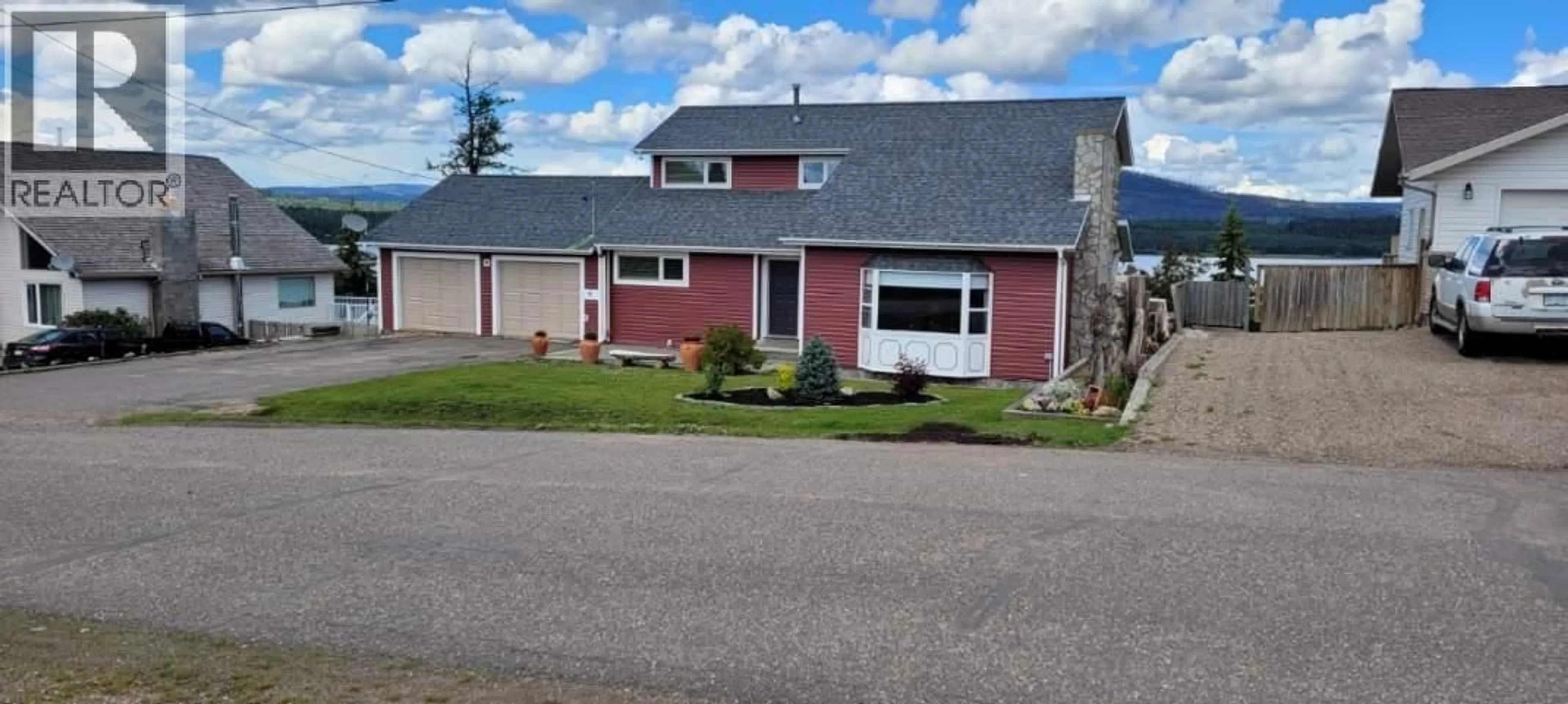 A pic from outside/outdoor area/front of a property/back of a property/a pic from drone, street for 521 SIMON FRASER AVENUE, Fraser Lake British Columbia V0J1S0