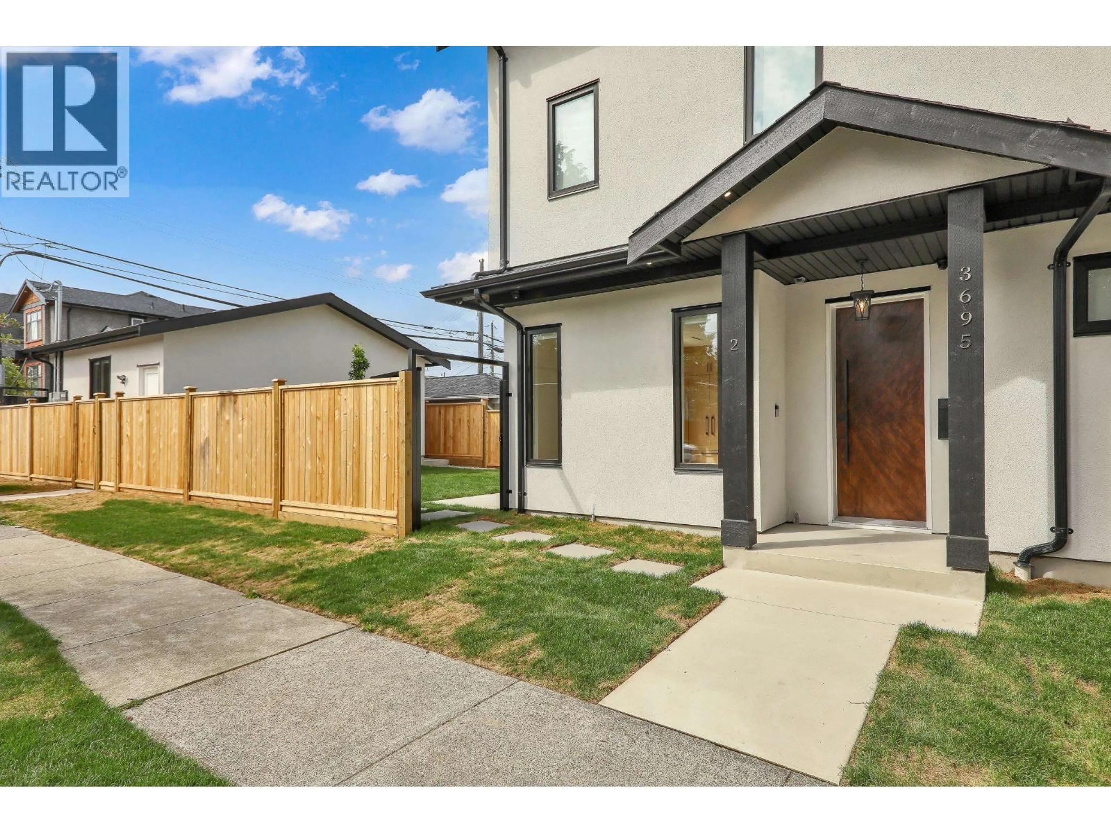 Unknown for 2 - 3695 26TH AVENUE, Vancouver British Columbia V5R2M7