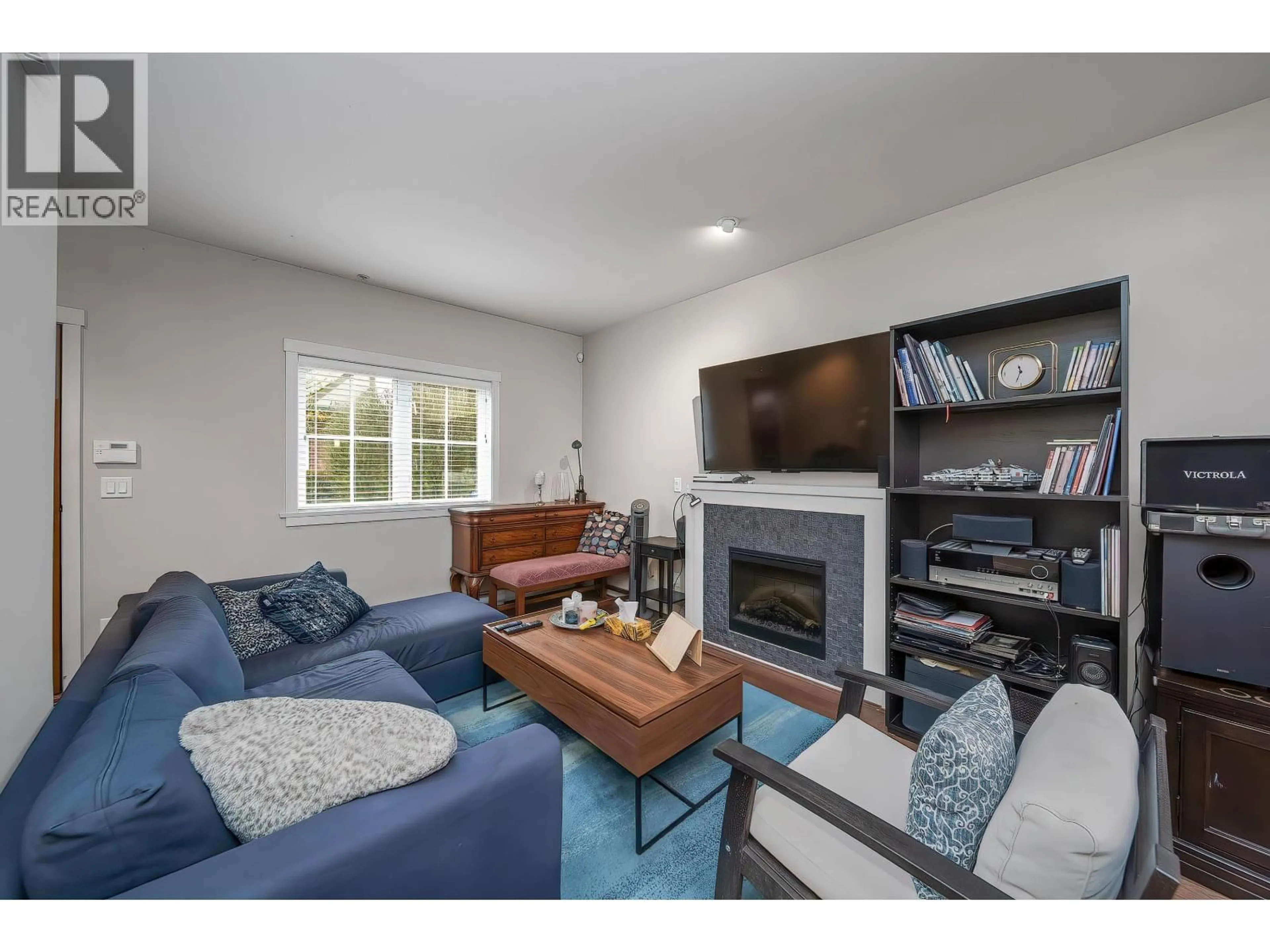 Living room with furniture, unknown for 6139 OAK STREET, Vancouver British Columbia V6M2W3