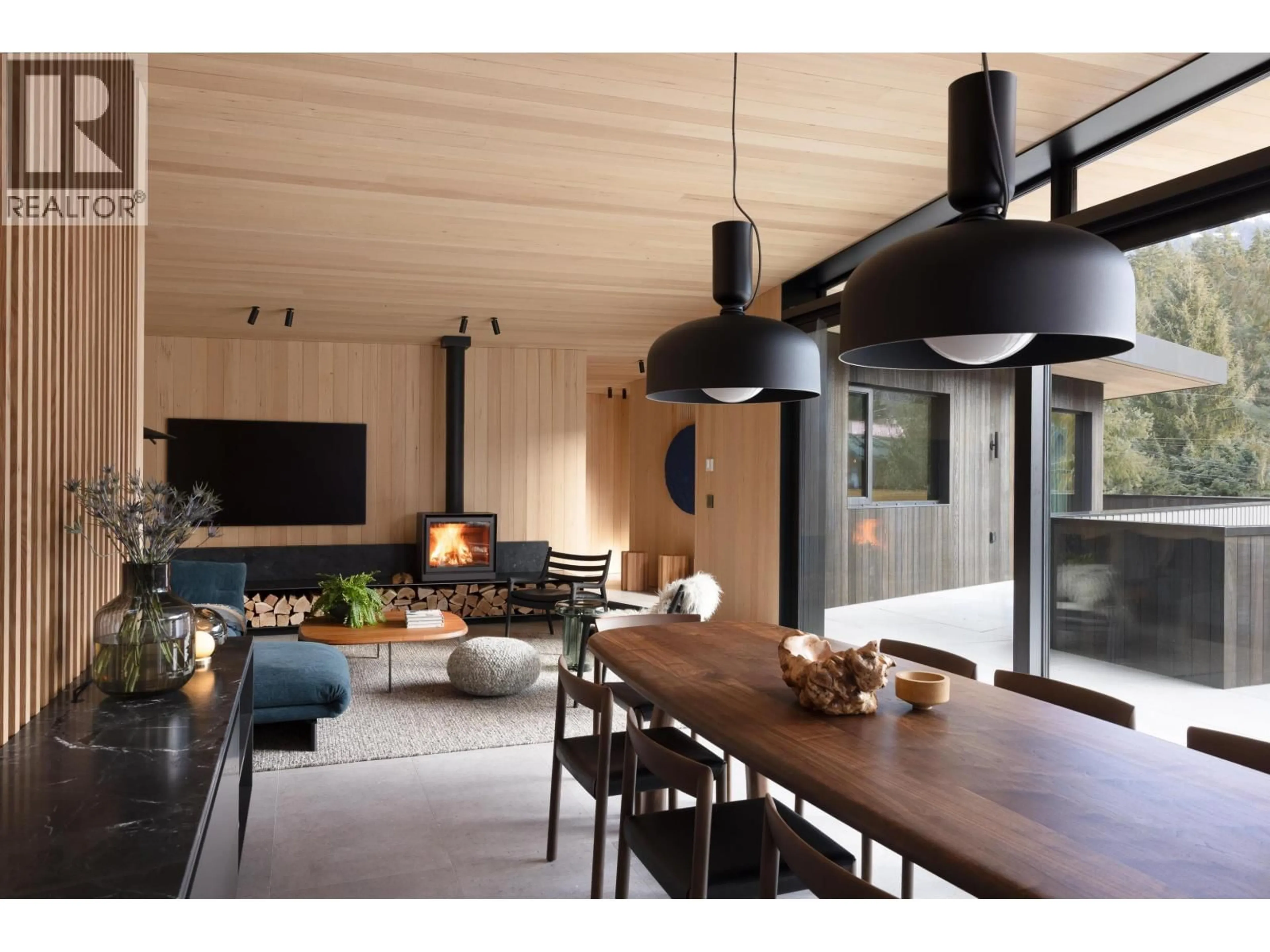 Unknown for 7501 AMBASSADOR CRESCENT, Whistler British Columbia V8E0E5