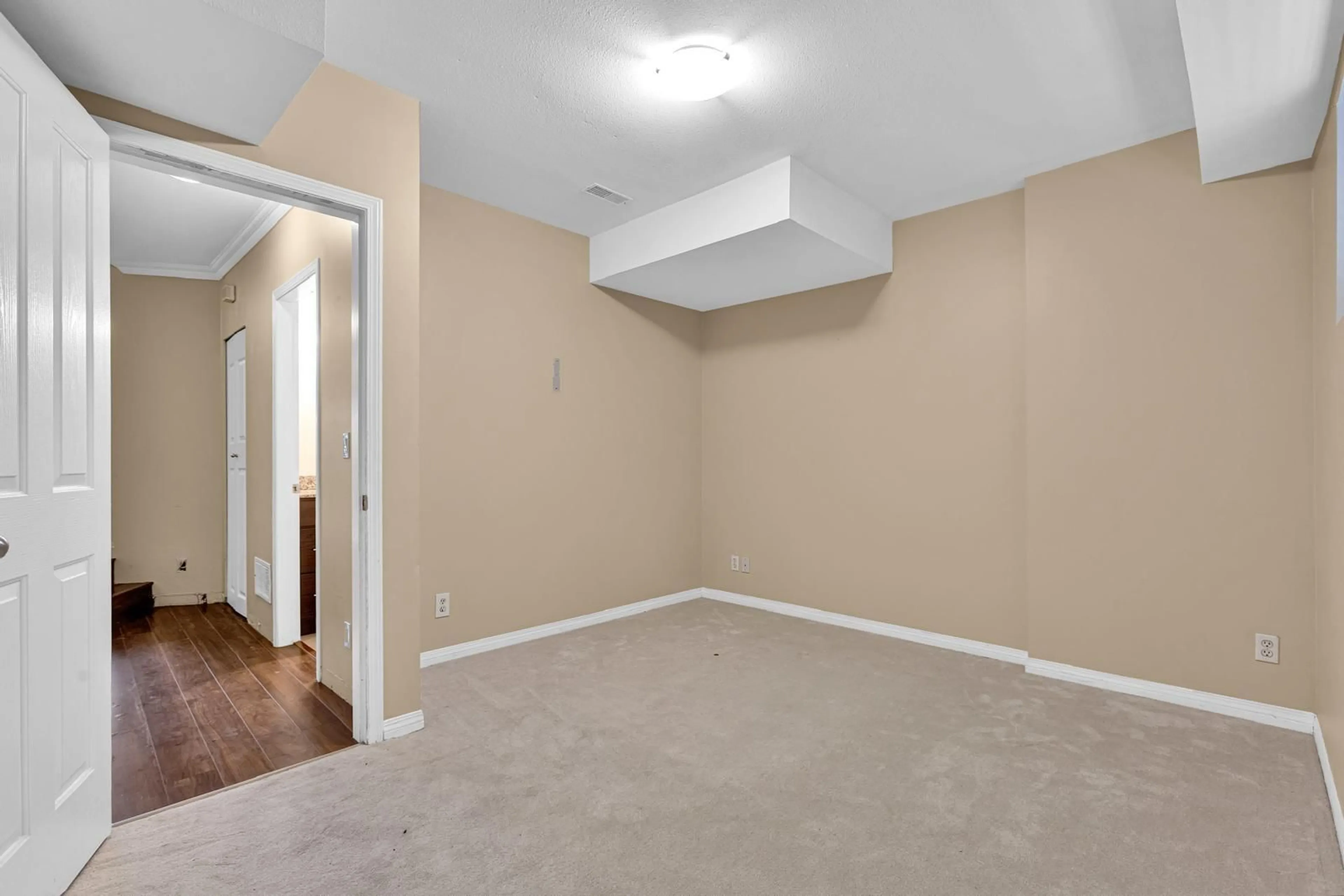 A pic of a room for 55 - 8888 151 STREET, Surrey British Columbia V3R0Z9