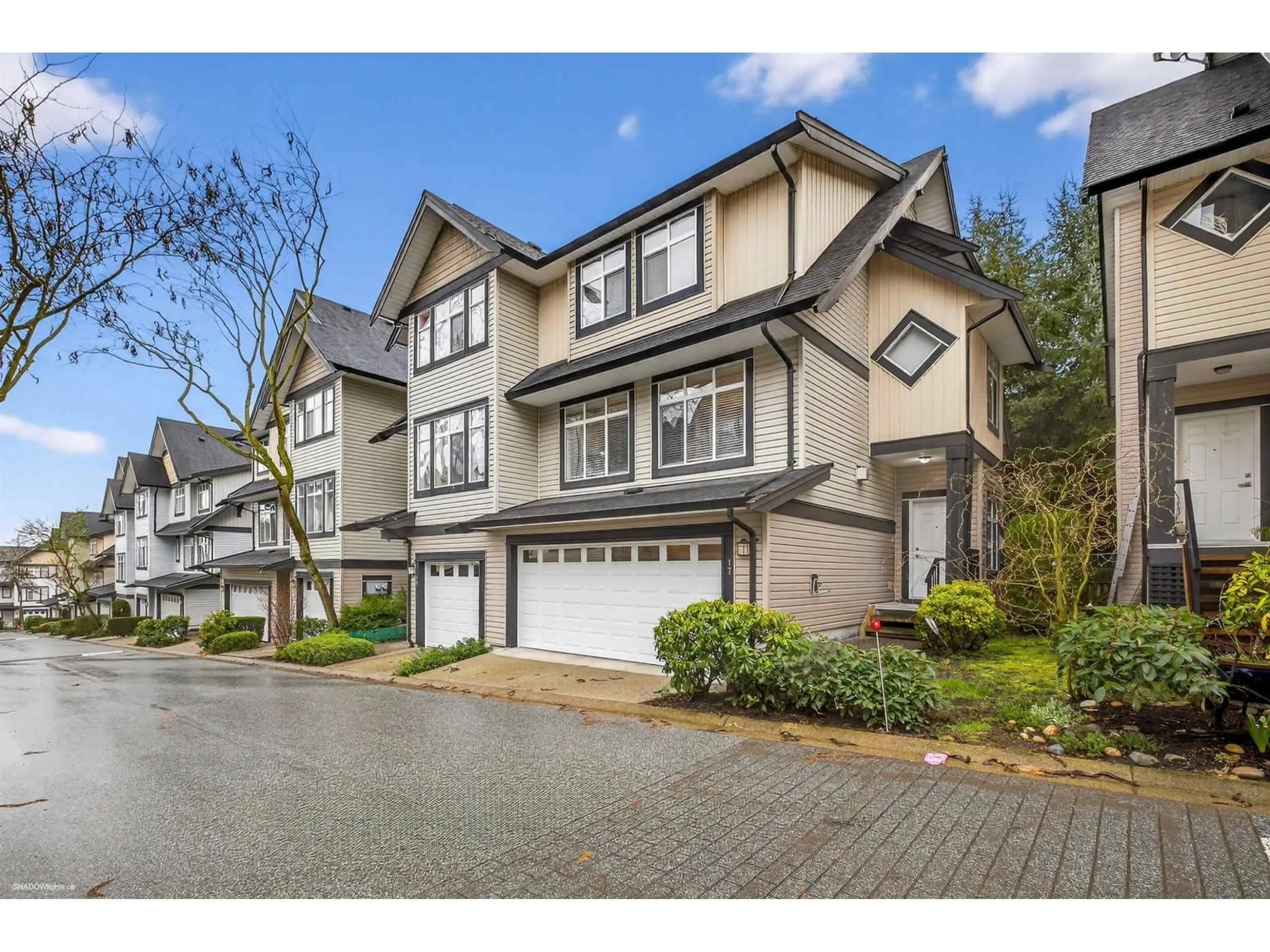 Unknown for 17 - 19932 70 AVENUE, Langley British Columbia V2Y3C6