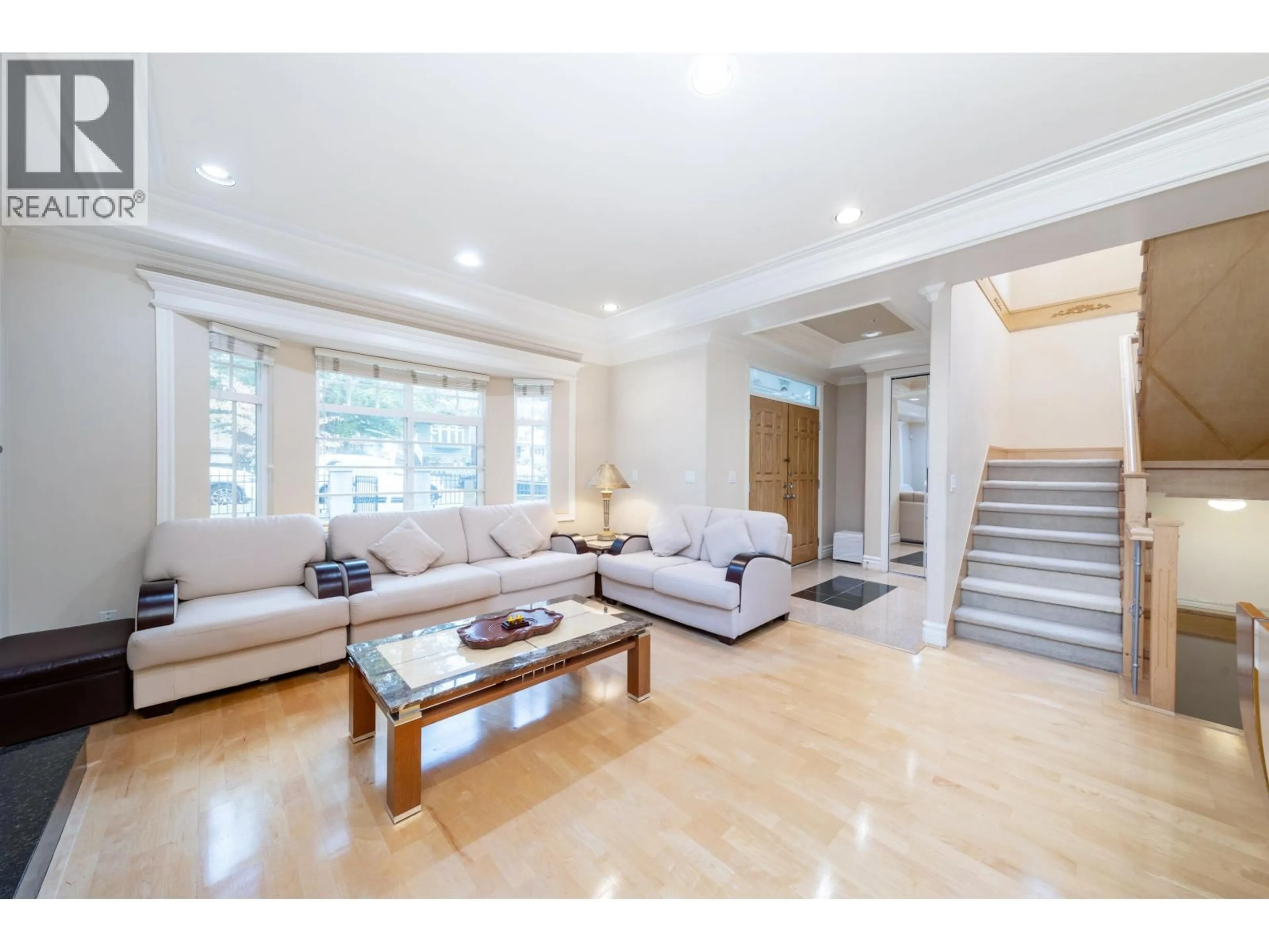 Living room with furniture, unknown for 260 63RD AVENUE, Vancouver British Columbia V5X2H8