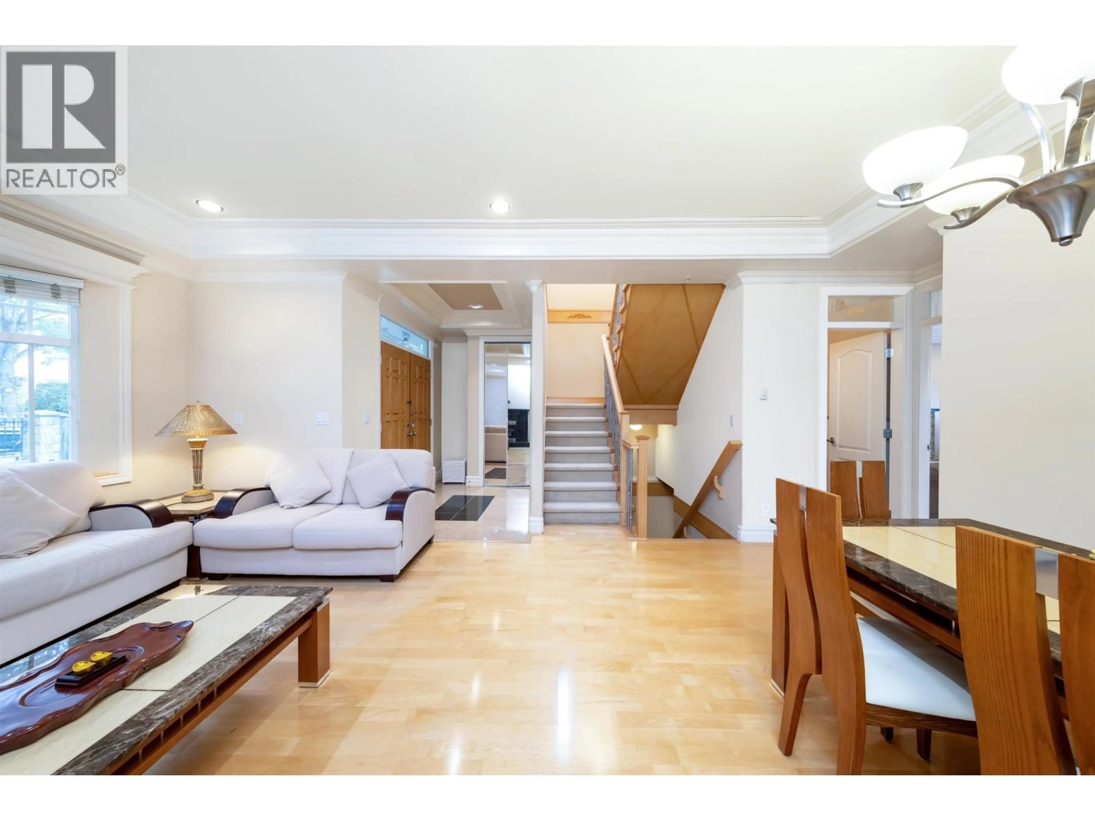 Unknown for 260 63RD AVENUE, Vancouver British Columbia V5X2H8