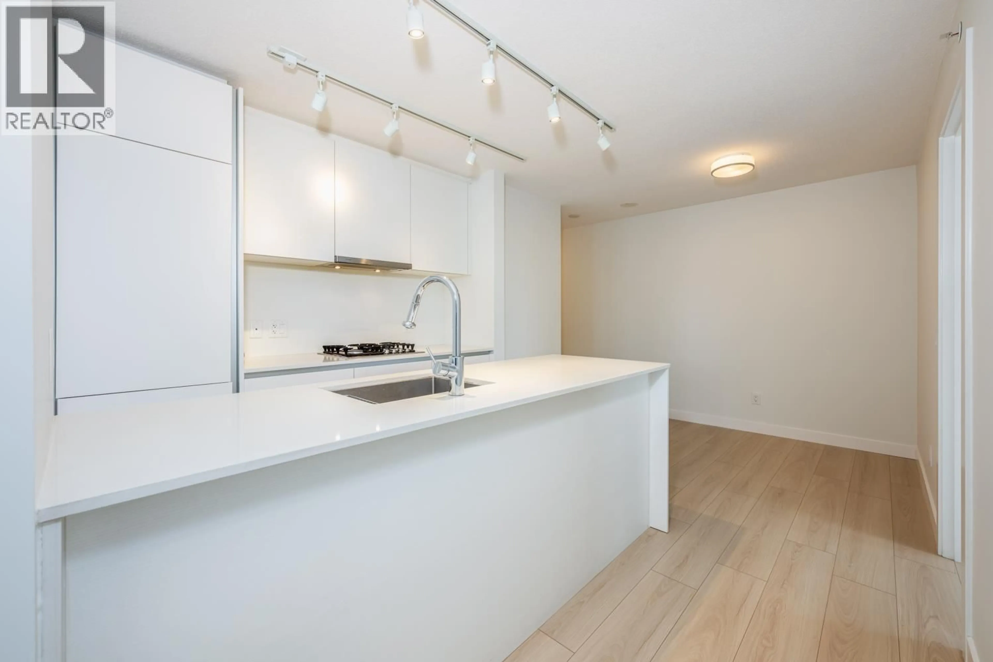 Open concept kitchen, unknown for 1005 - 988 QUAYSIDE DRIVE, New Westminster British Columbia V3M0L5
