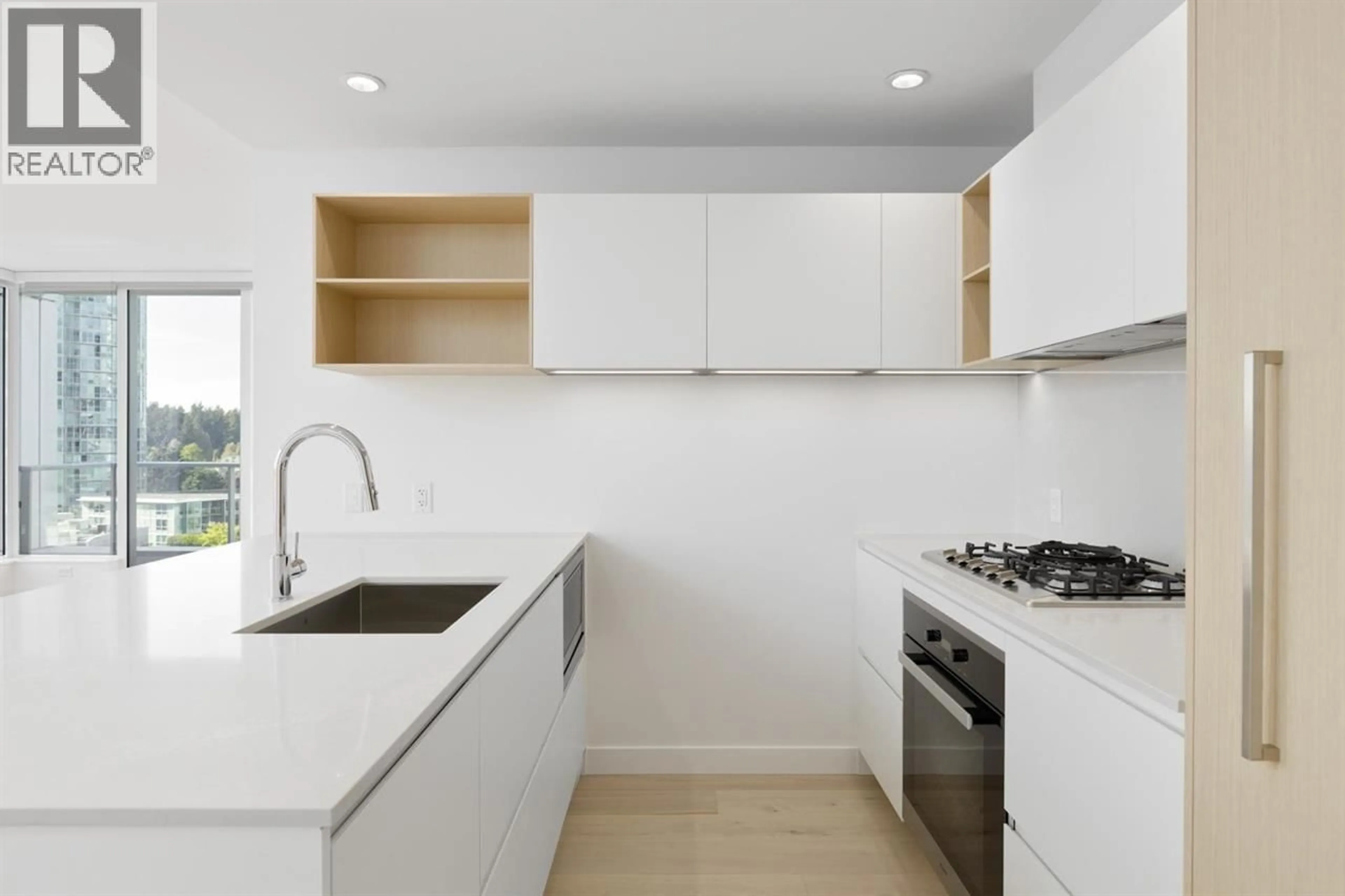 Standard kitchen, unknown for 804 - 6000 MCKAY AVENUE, Burnaby British Columbia V5H0K2