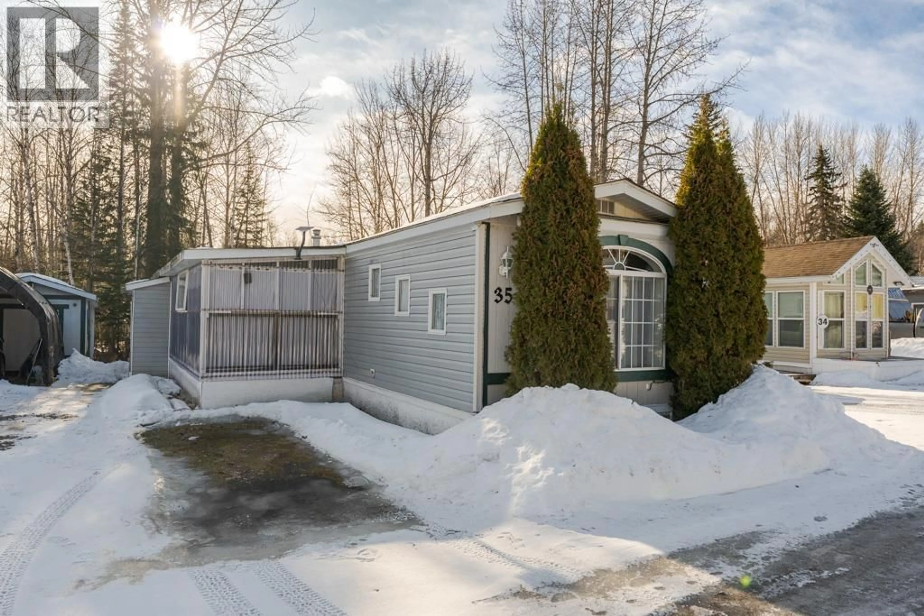 Unknown for 35 - 10180 HART HIGHWAY, Prince George British Columbia V2K5X6