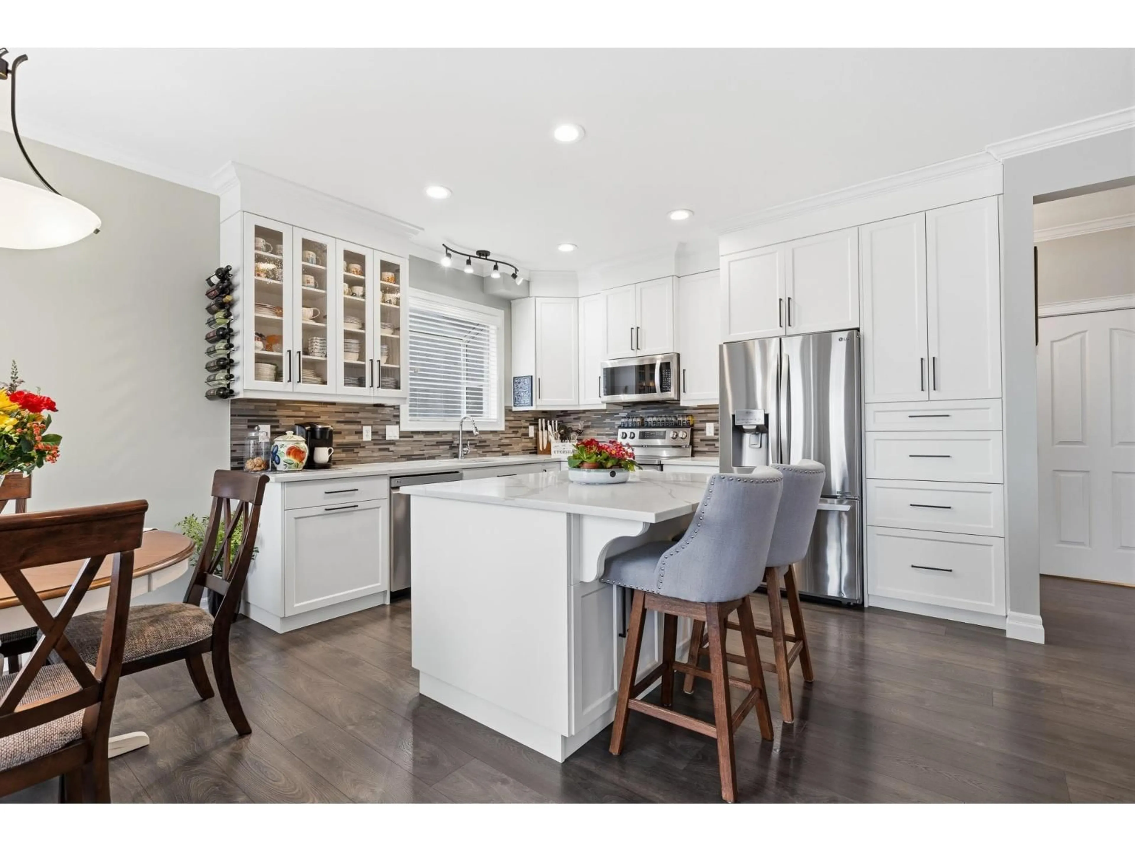 Open concept kitchen, unknown for 45368 WELLS ROAD, Chilliwack British Columbia V2R1H3