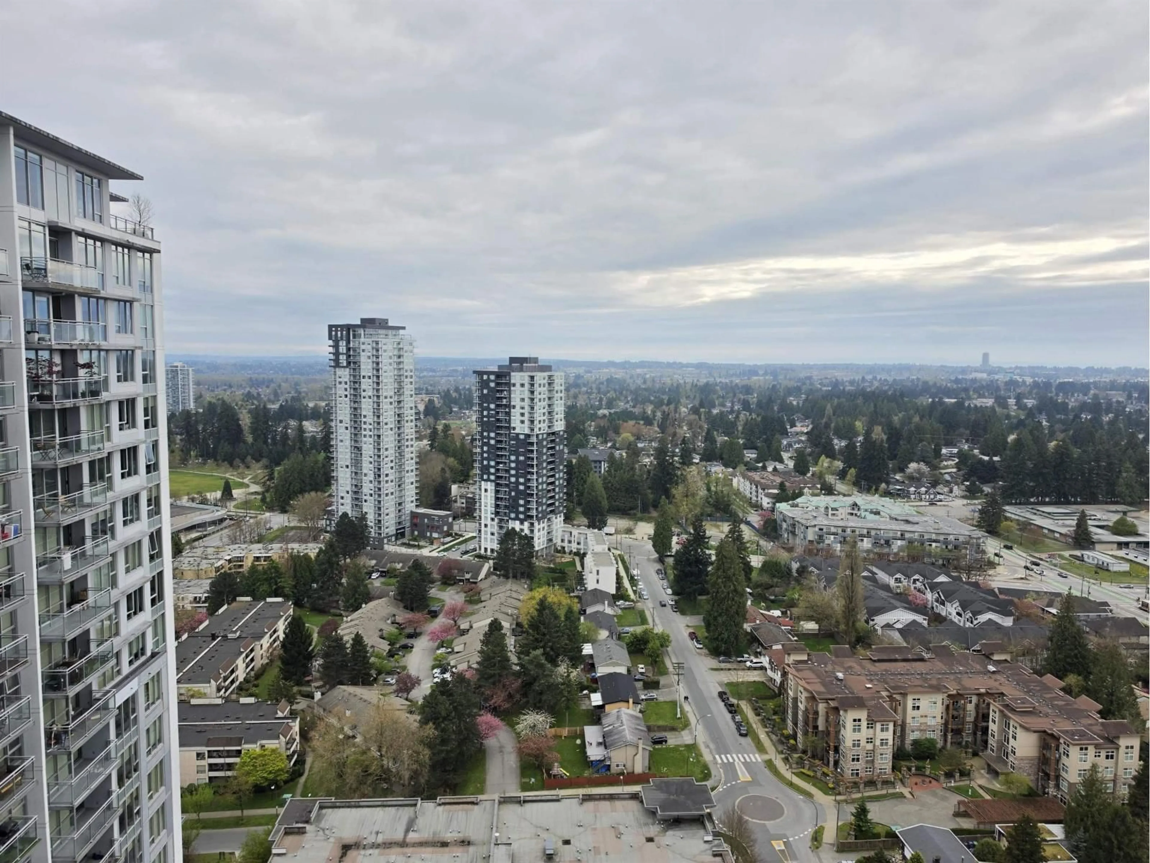 A pic from outside/outdoor area/front of a property/back of a property/a pic from drone, city buildings view from balcony for 3008 - 13308 CENTRAL AVENUE, Surrey British Columbia V3T0M4