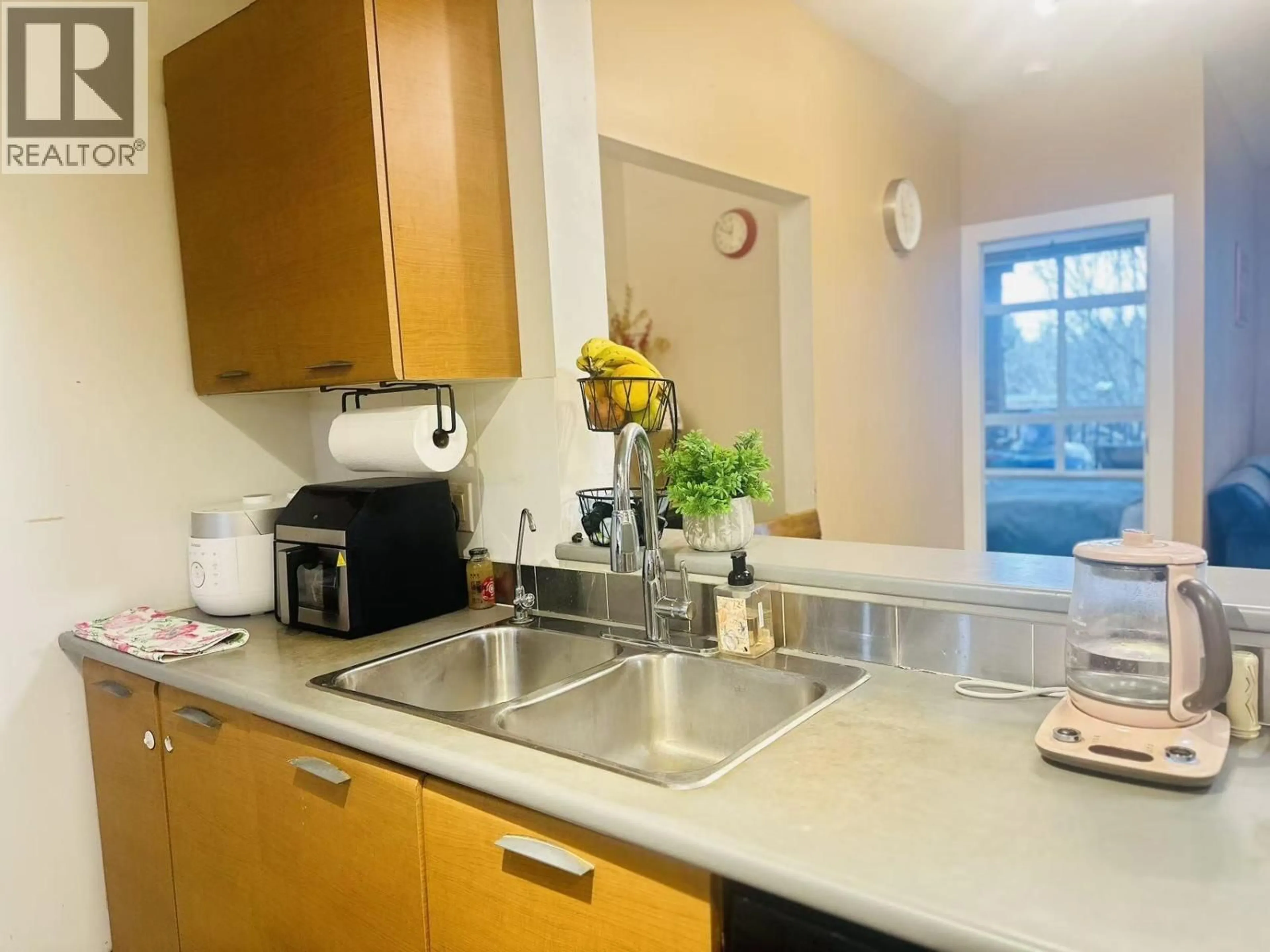 Standard kitchen, unknown for 310 - 9233 FERNDALE ROAD, Richmond British Columbia V6Y0B8
