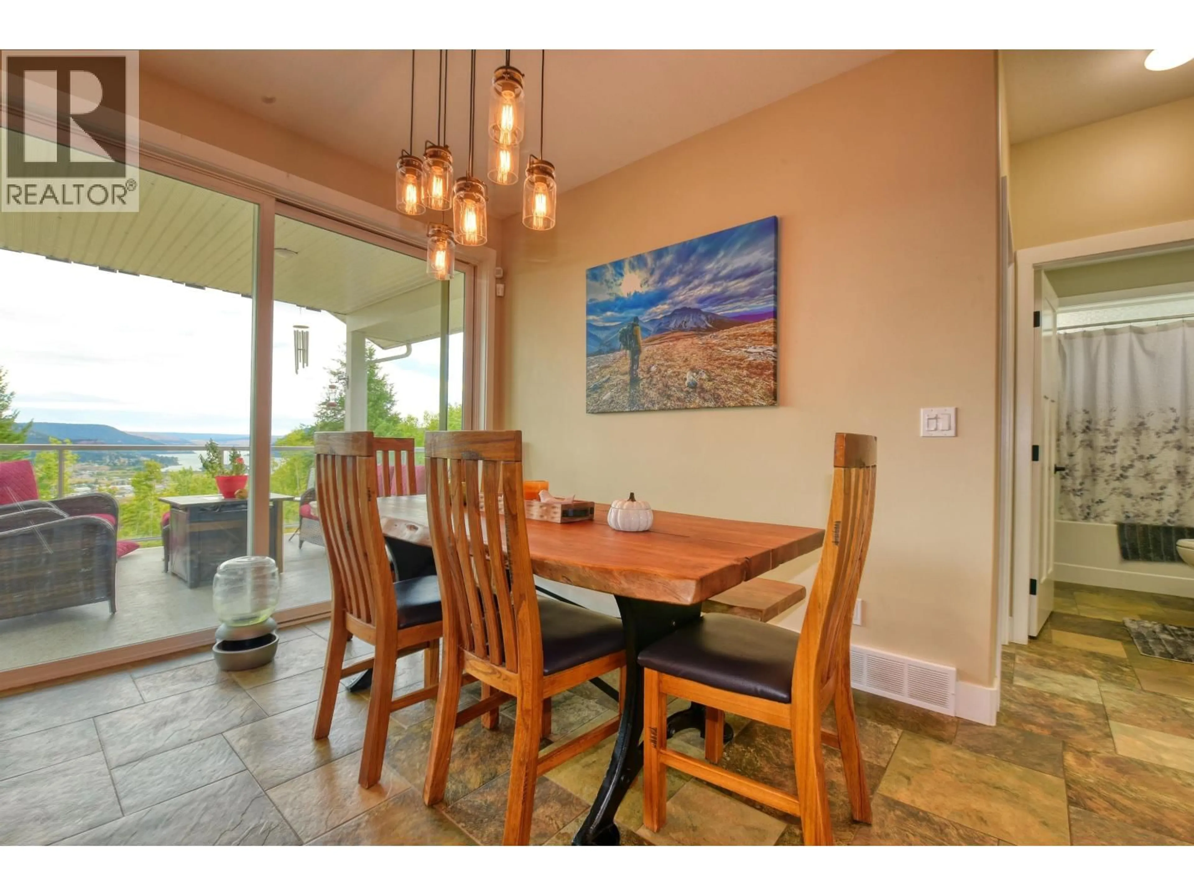 Dining room, unknown for 266 WOODLAND DRIVE, Williams Lake British Columbia V2G4P9