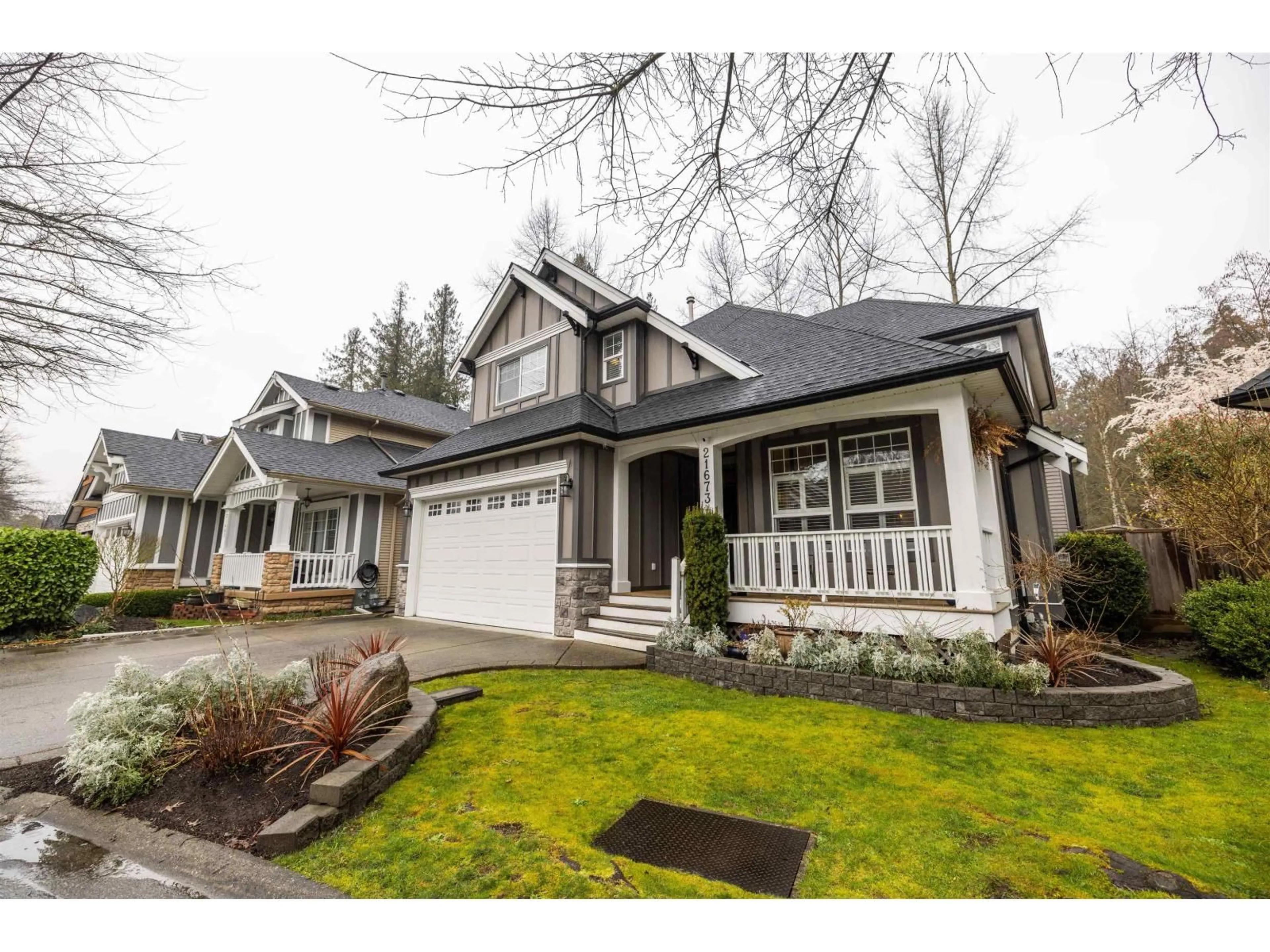 Home with vinyl exterior material, street for 21673 93 AVENUE, Langley British Columbia V1M4E1