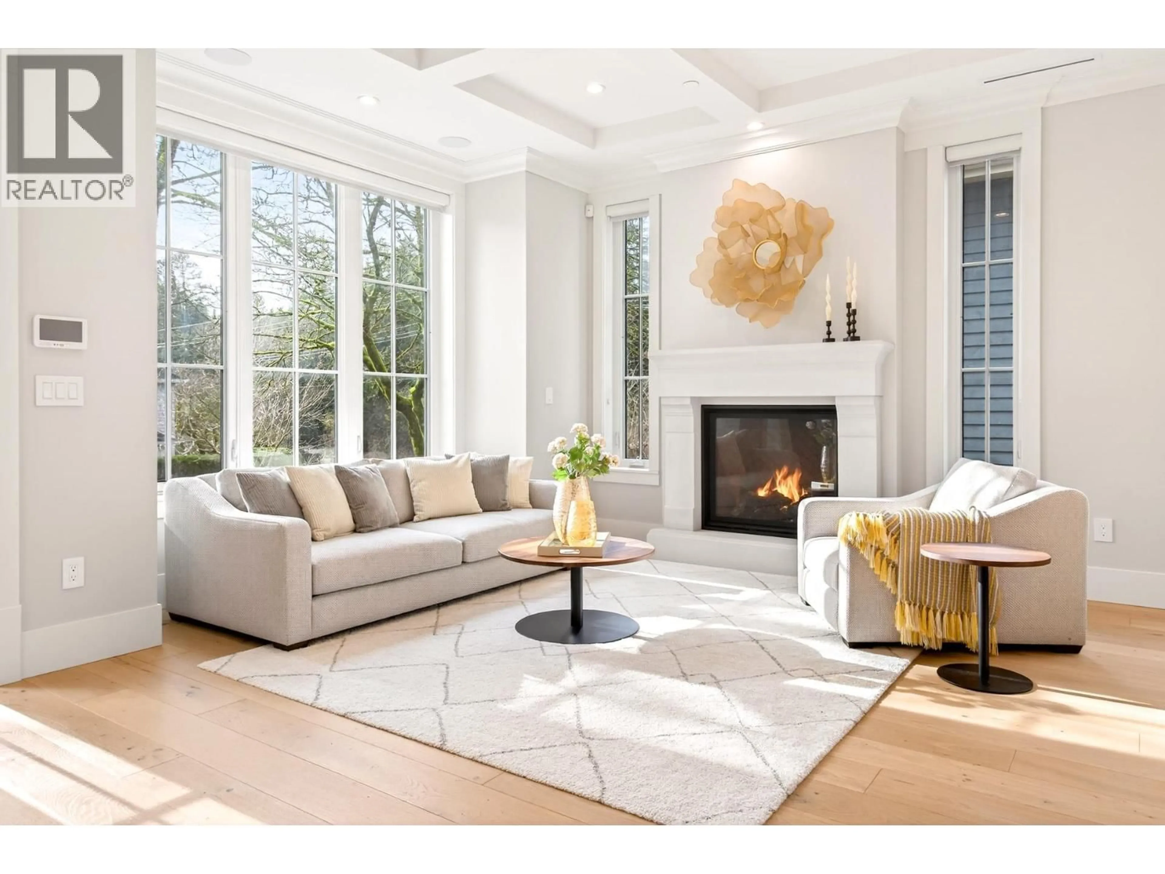 Living room with furniture, unknown for 4089 19TH AVENUE, Vancouver British Columbia V6S1E2