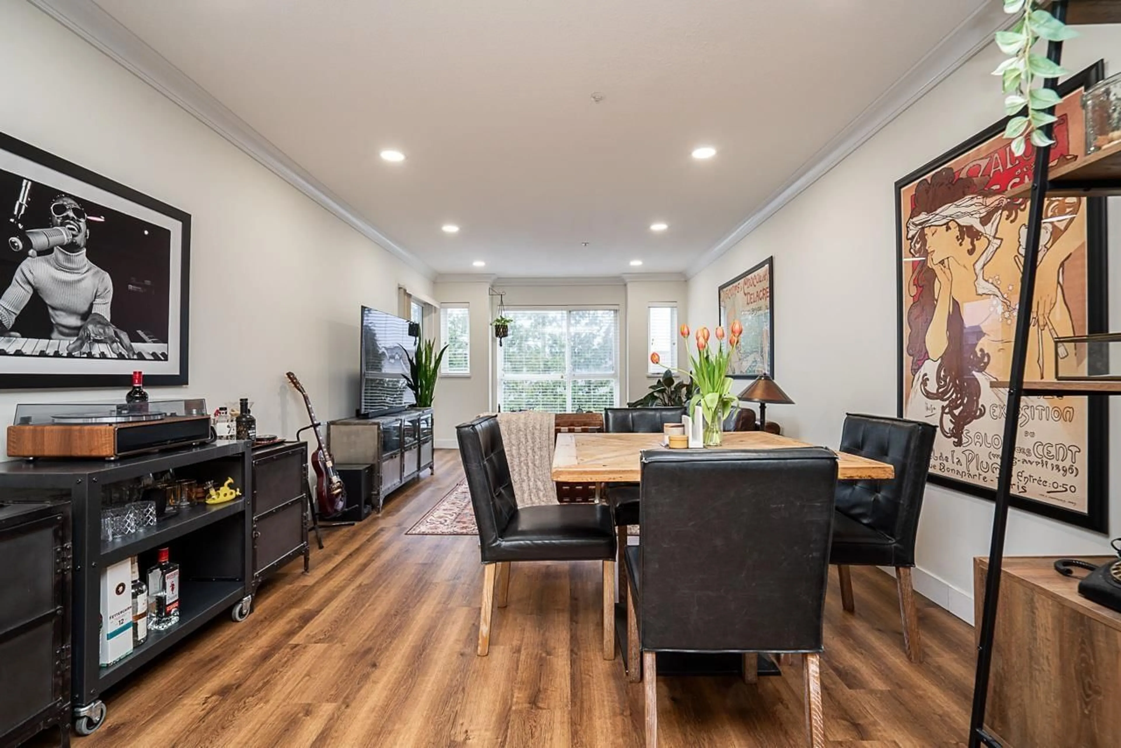 Living room with furniture, wood/laminate floor for 307 - 5499 203 STREET, Langley British Columbia V3A1W1