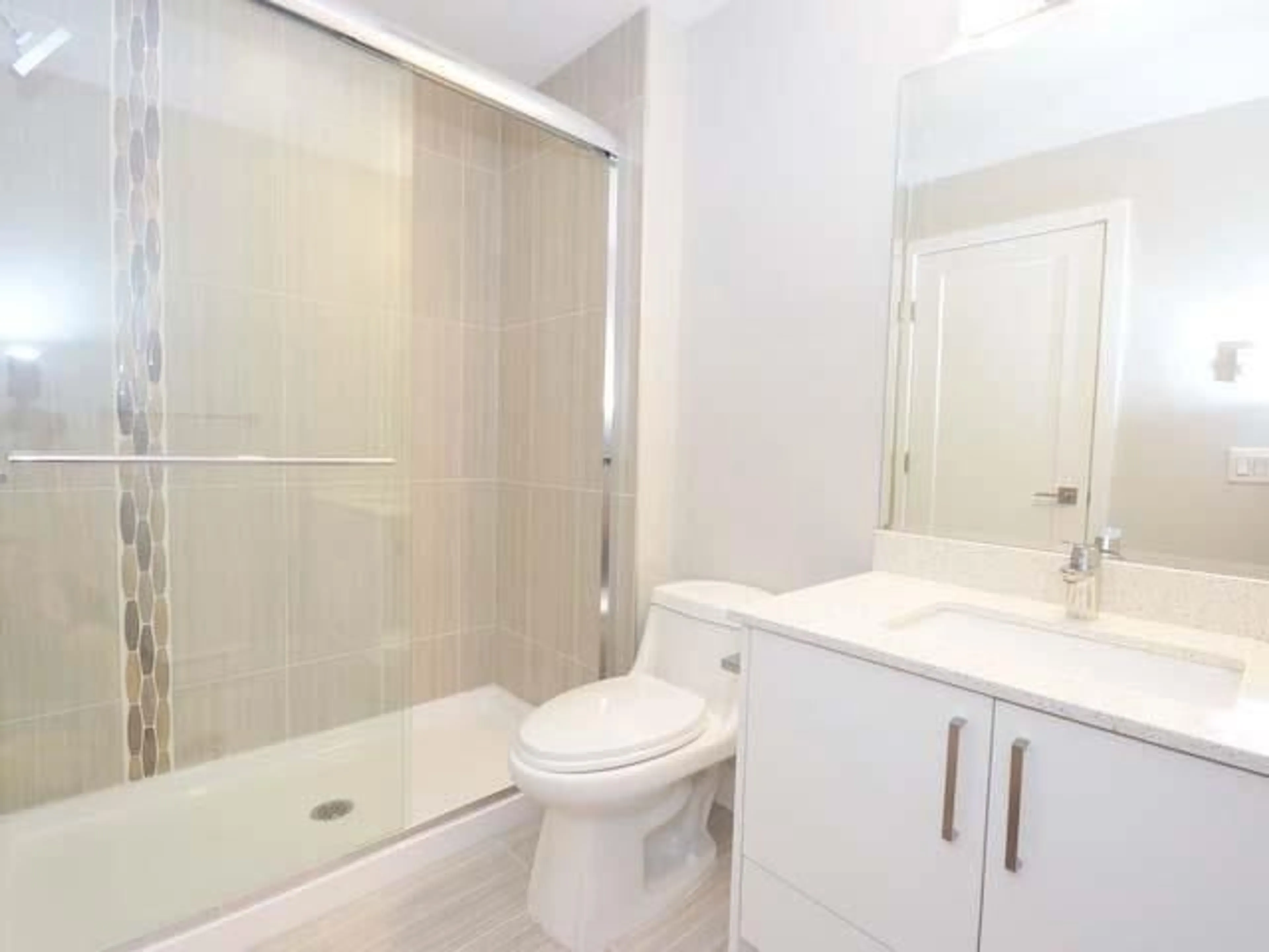 Standard bathroom, ceramic/tile floor for #104 - 9015 120 STREET, Delta British Columbia V4C6R7