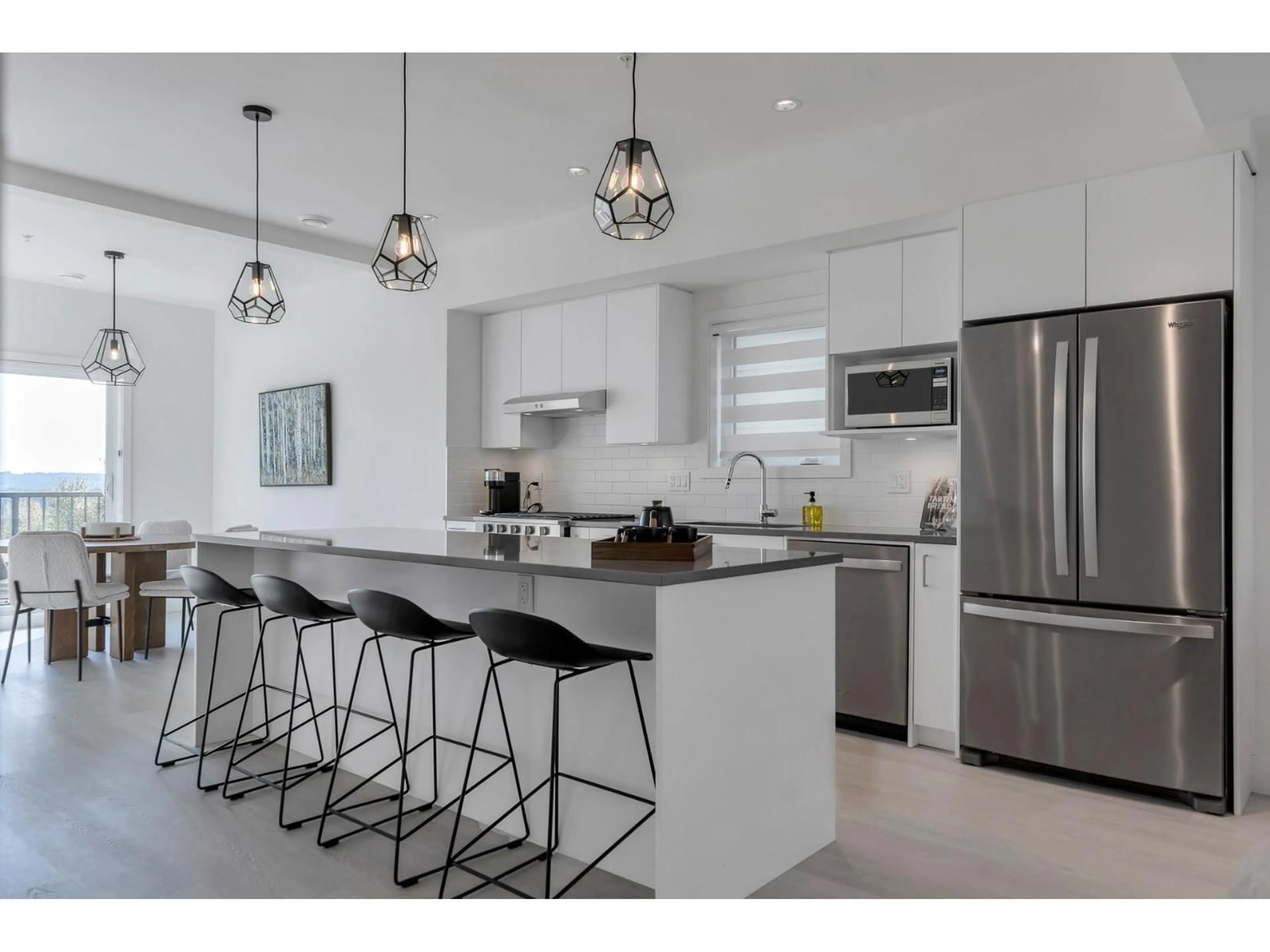 Open concept kitchen, ceramic/tile floor for 84 - 7381 PRESTON BOULEVARD, Mission British Columbia V2V1C5