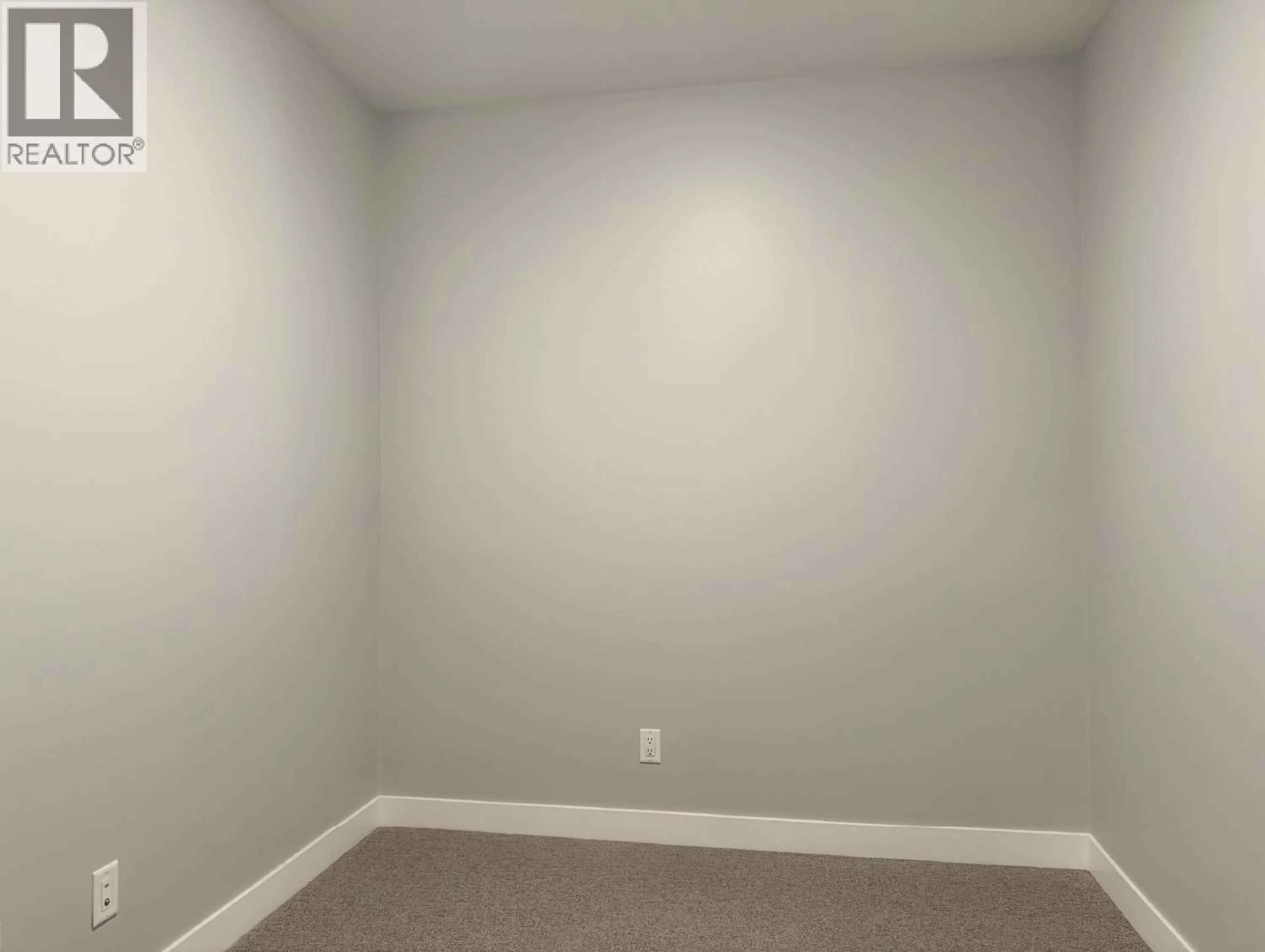 A pic of a room for 417 - 37881 CLEVELAND AVENUE, Squamish British Columbia V8B0Z7