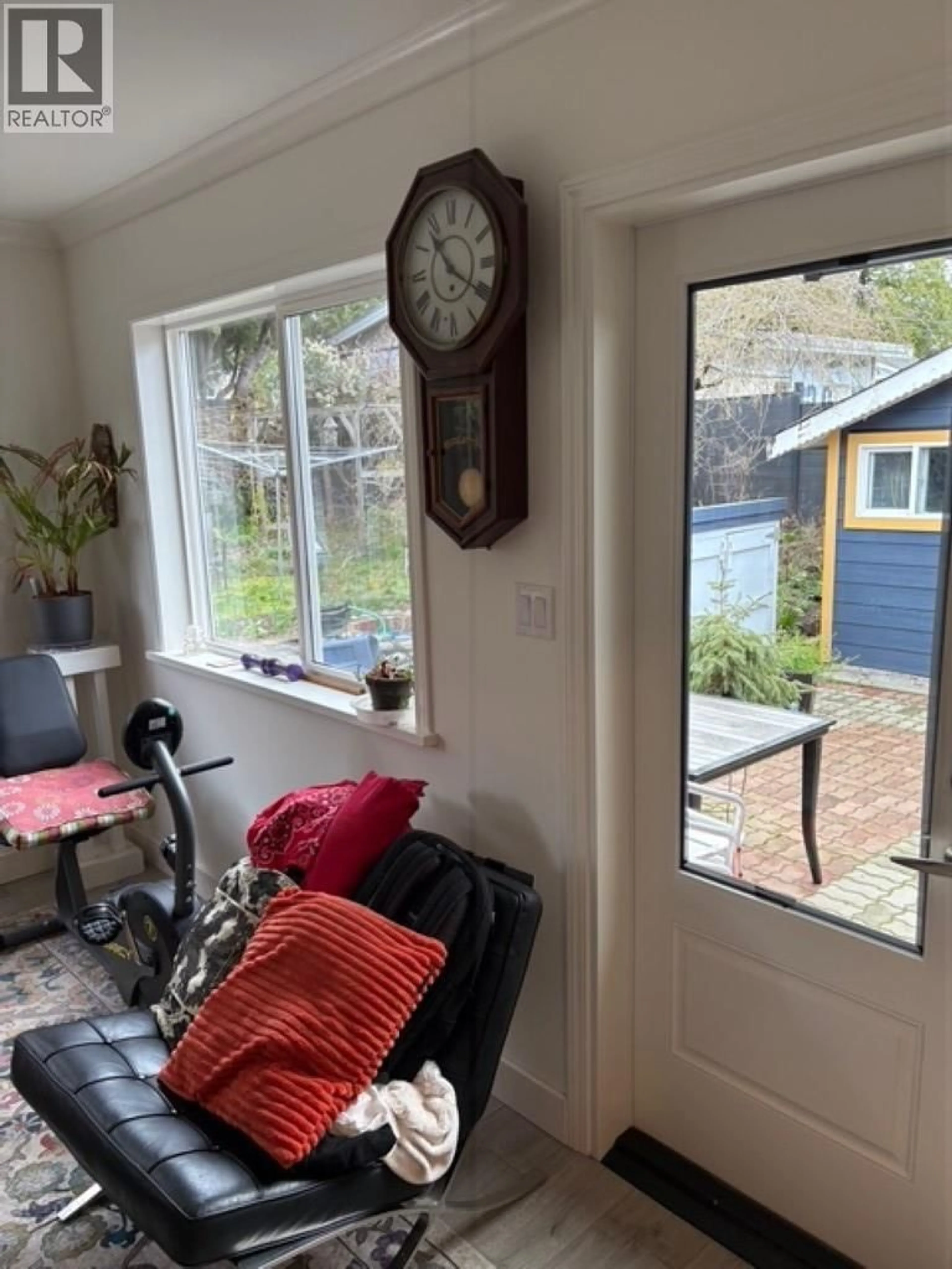 Indoor entryway for 5702 MEDUSA STREET, Sechelt British Columbia V0N3A0