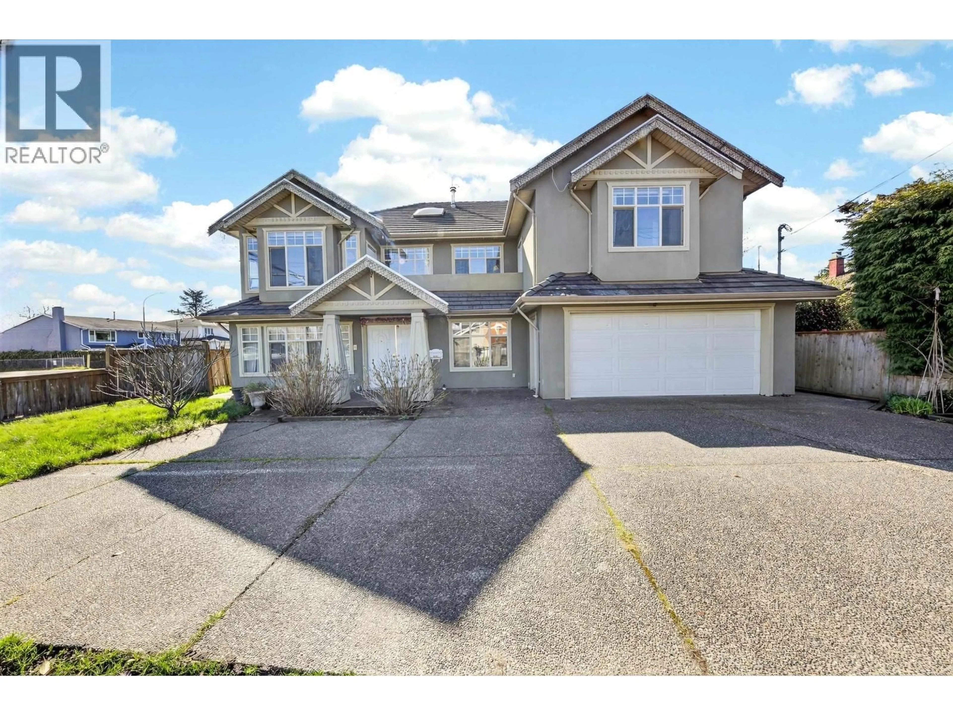 A pic from outside/outdoor area/front of a property/back of a property/a pic from drone, street for 8800 FRANCIS ROAD, Richmond British Columbia V6Y1A6