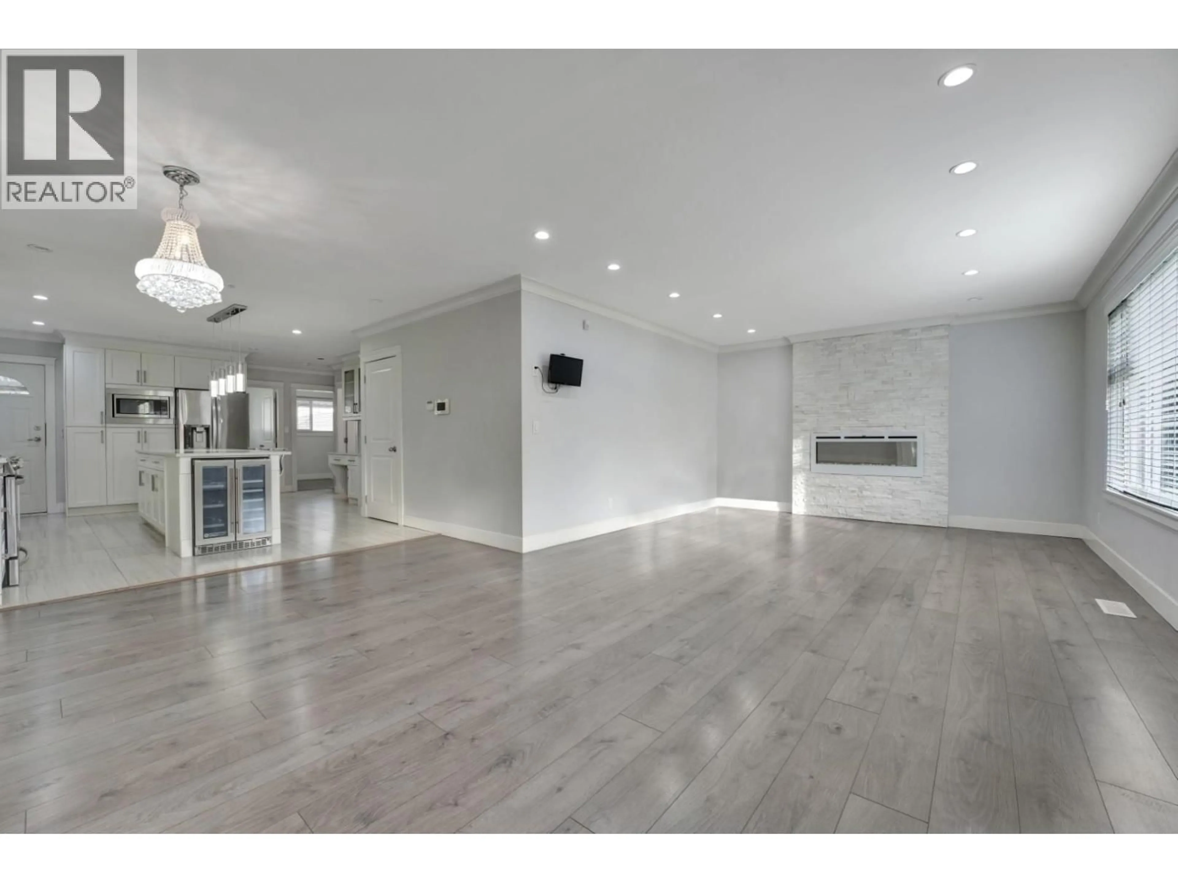 Unknown for 6805 SHERBROOKE STREET, Vancouver British Columbia V5X4C9